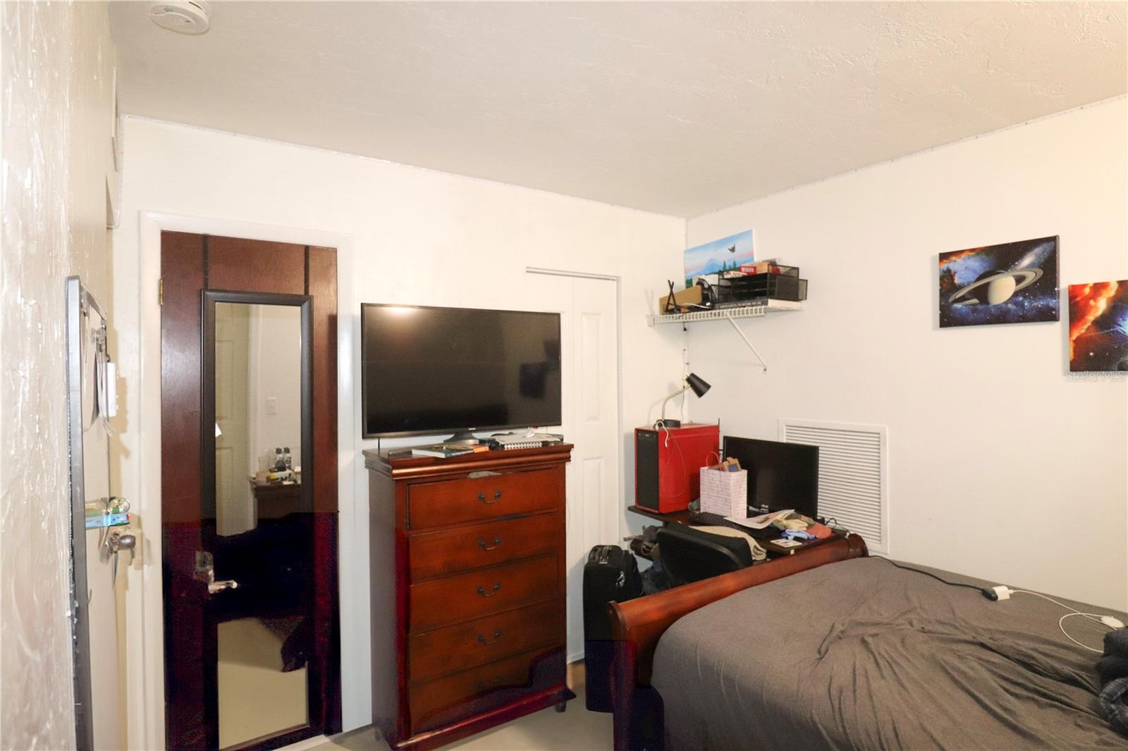 SOUTHFORK OAKS - Residential Lease