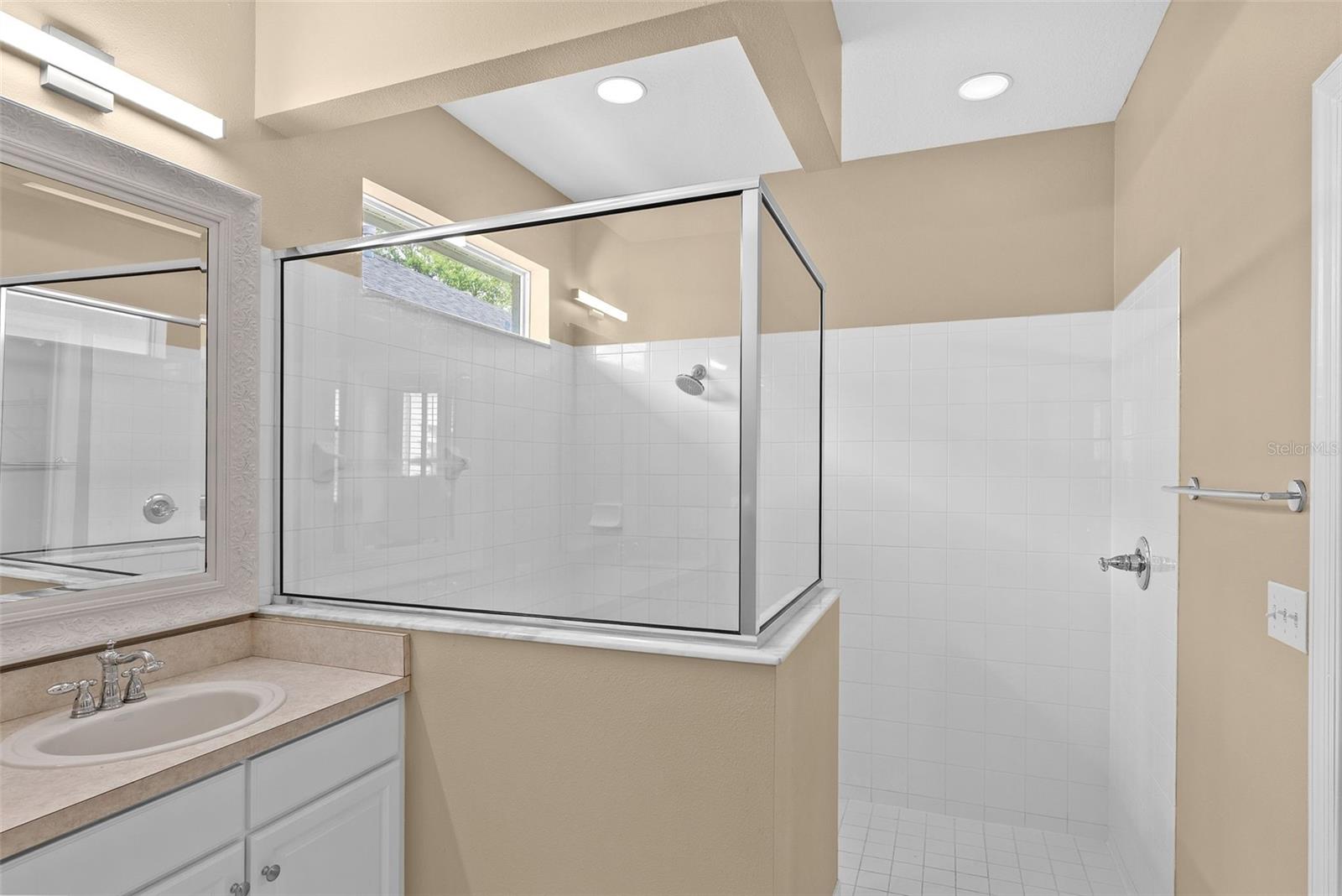 REFLECTIONS PH 2A - Residential