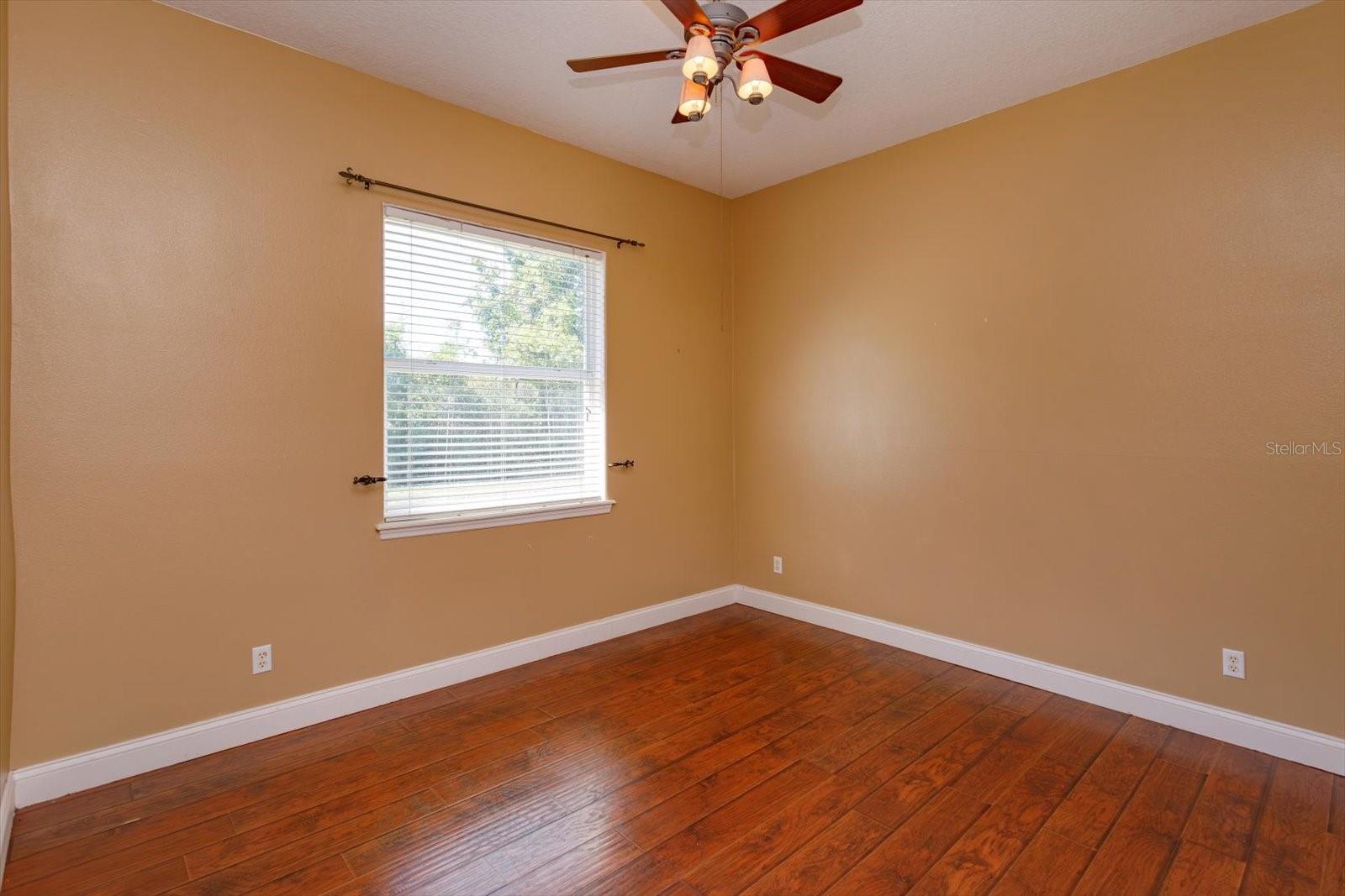 DELTONA FARMS ESTS UNREC SUB - Residential