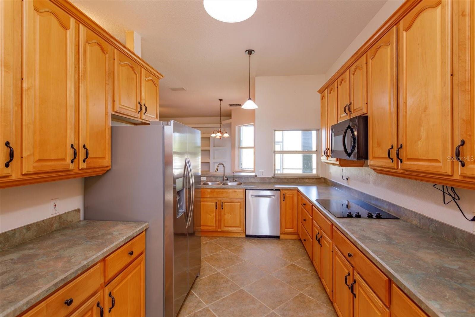 DELTONA FARMS ESTS UNREC SUB - Residential