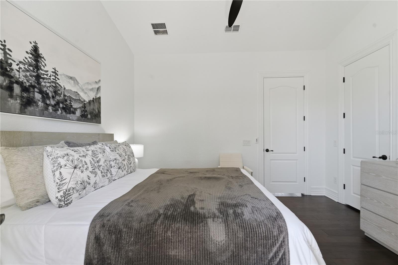 KEENES POINTE 46/104 - Residential
