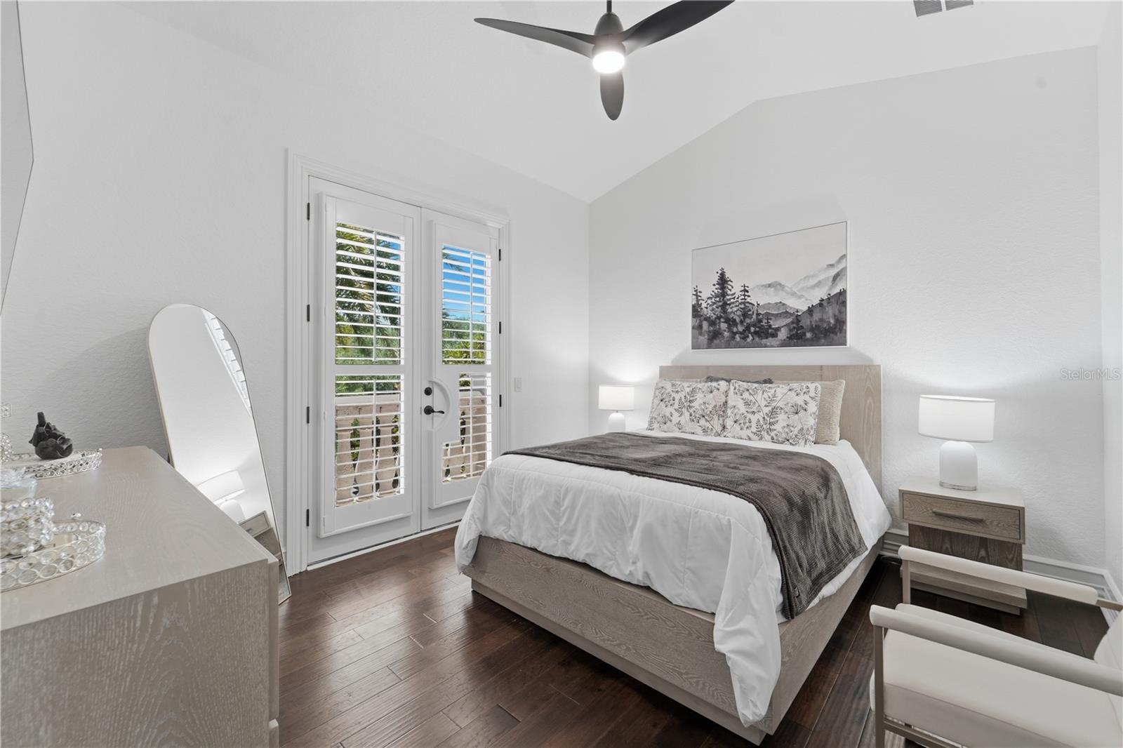 KEENES POINTE 46/104 - Residential