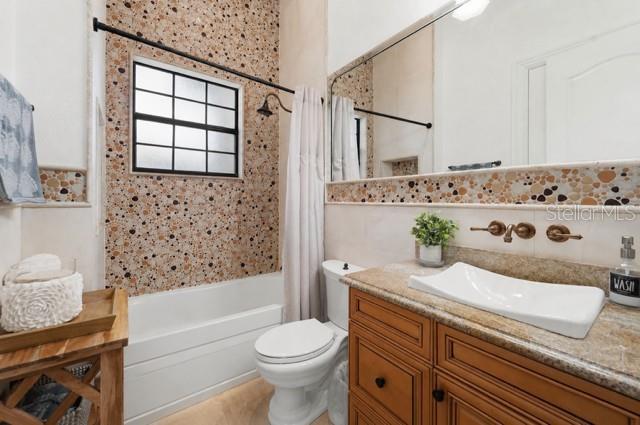 KEENES POINTE 46/104 - Residential