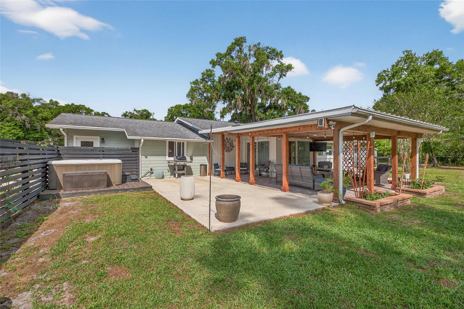 UNPLATTED - Residential