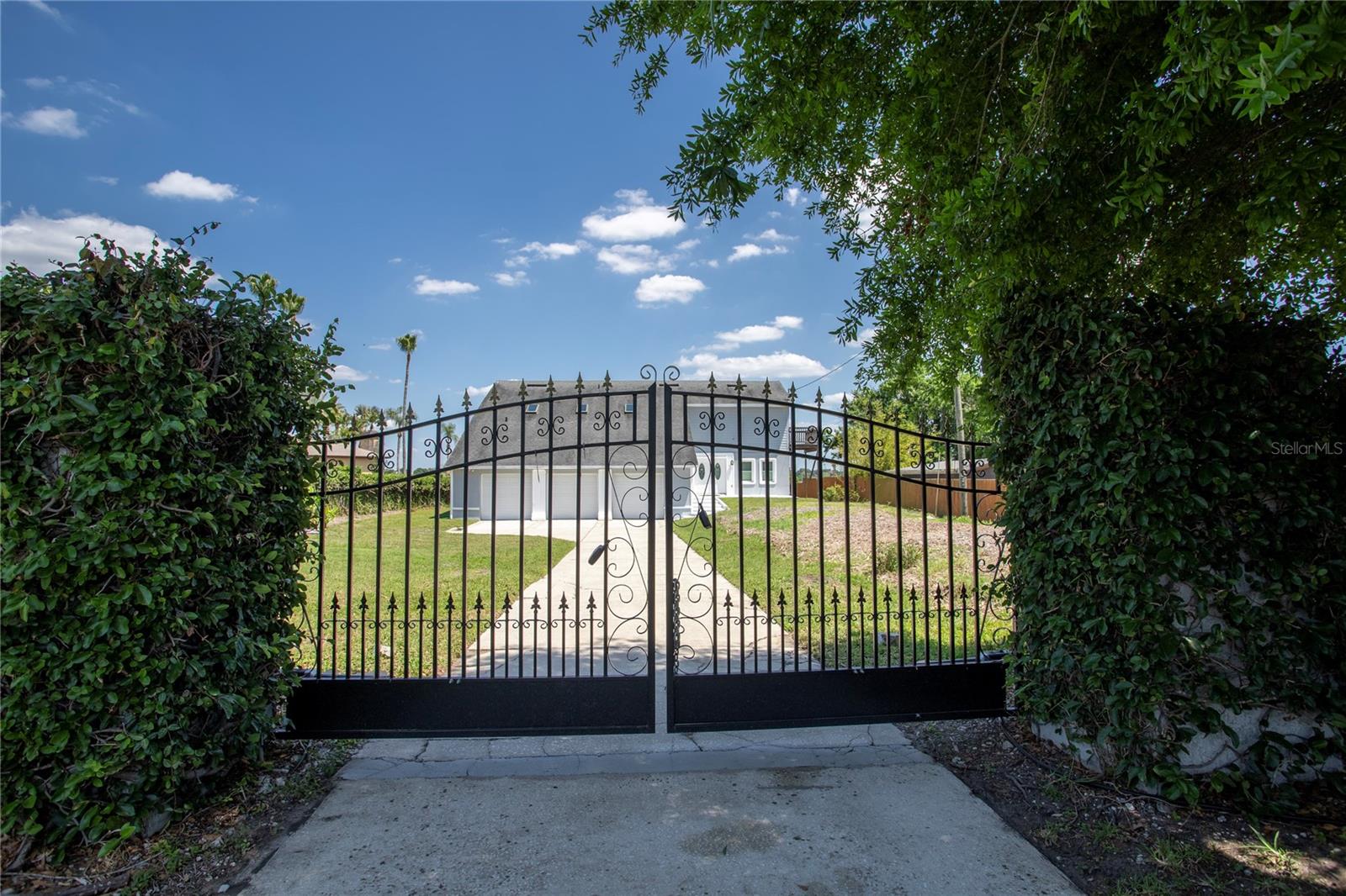 ACREAGE & UNREC - Residential