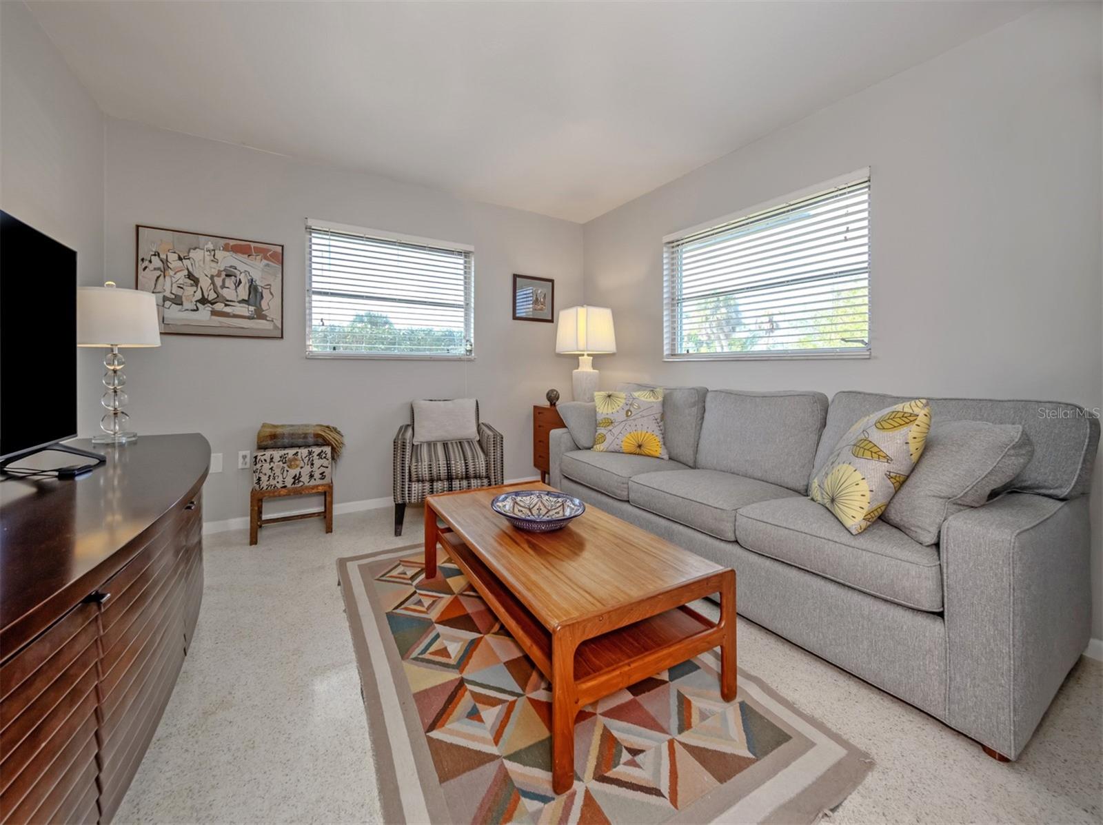 VENICE GARDENS - Residential