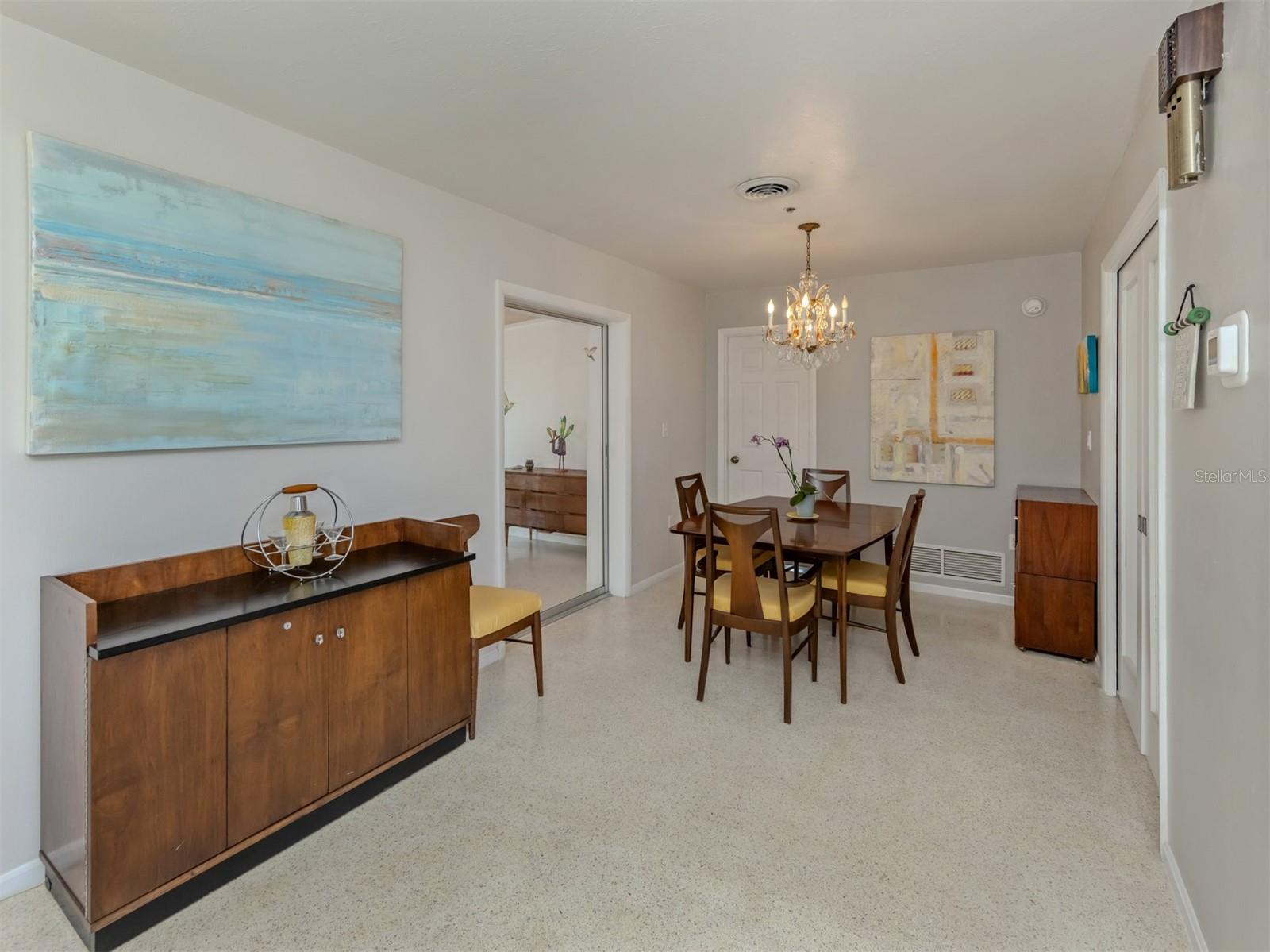 VENICE GARDENS - Residential