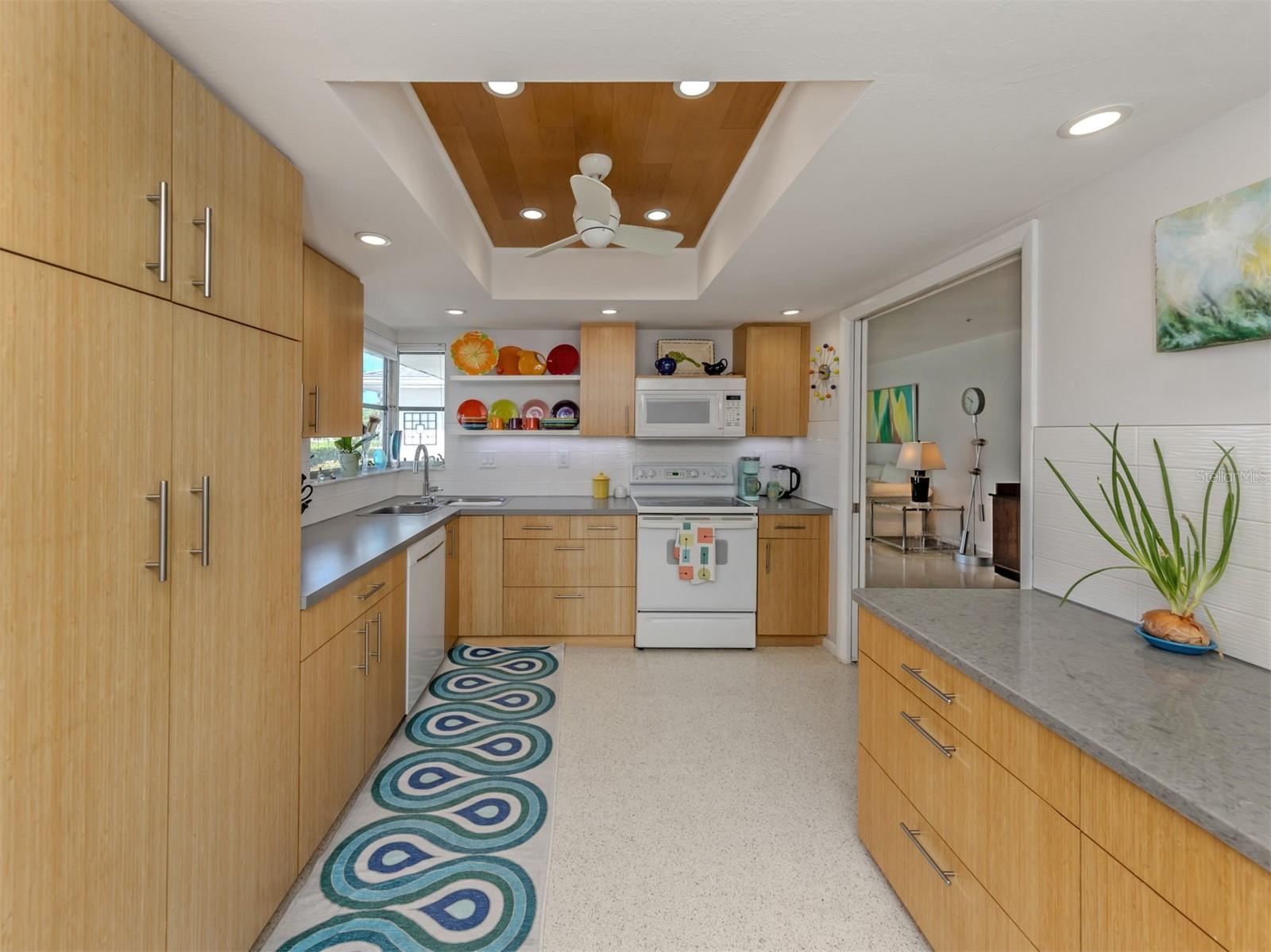 VENICE GARDENS - Residential