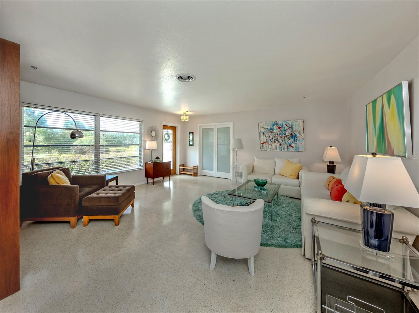 VENICE GARDENS - Residential