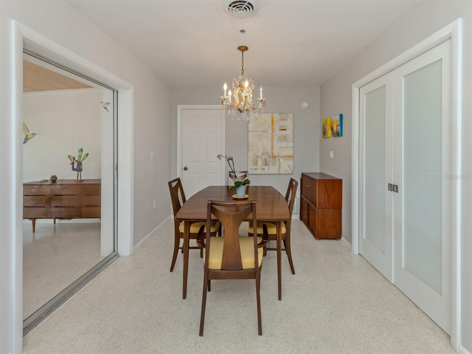 VENICE GARDENS - Residential