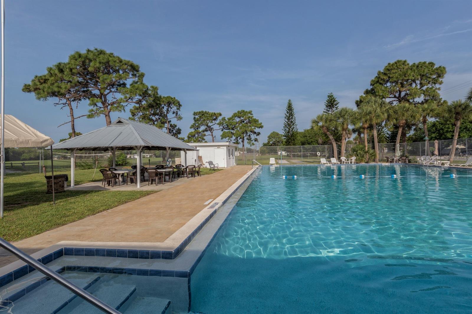 VENICE GARDENS - Residential