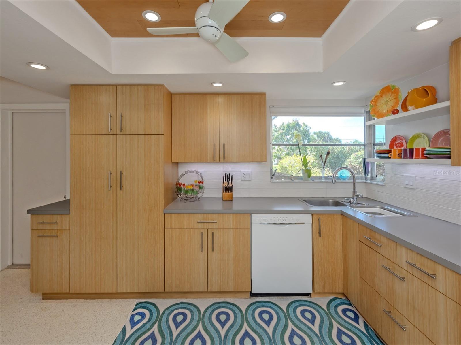 VENICE GARDENS - Residential