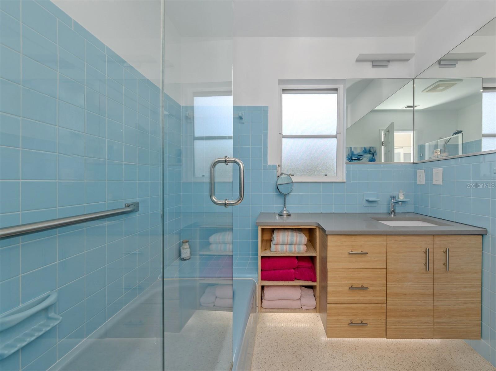 VENICE GARDENS - Residential