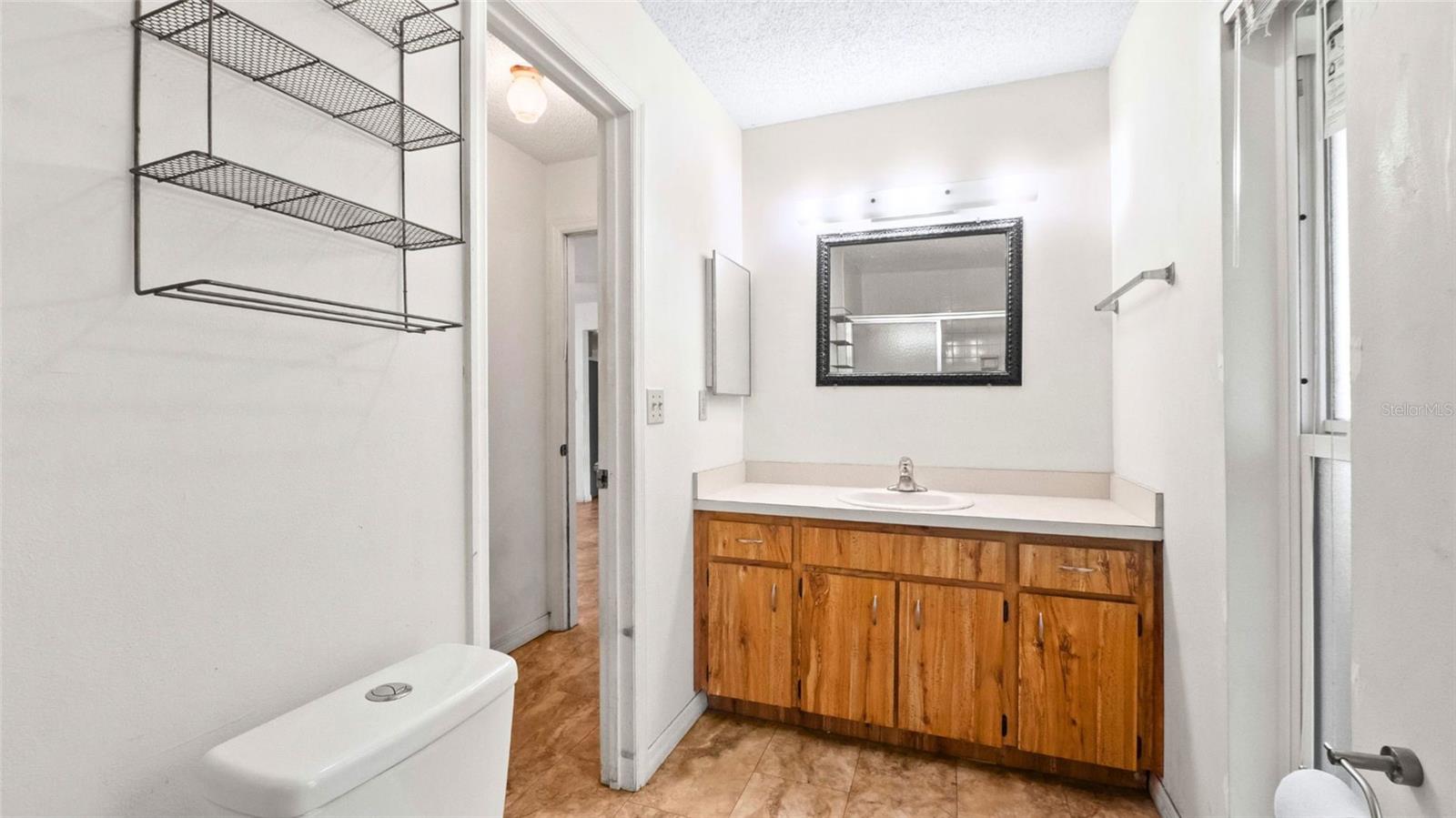 LAKE BERNADETTE - Residential