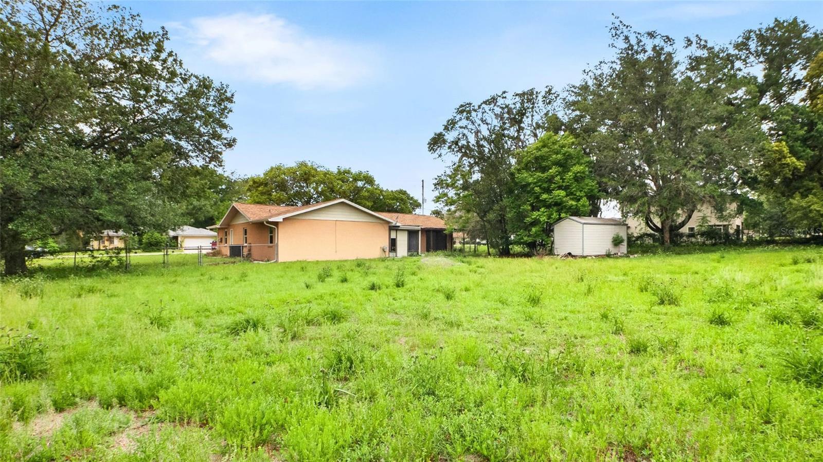 LAKE BERNADETTE - Residential