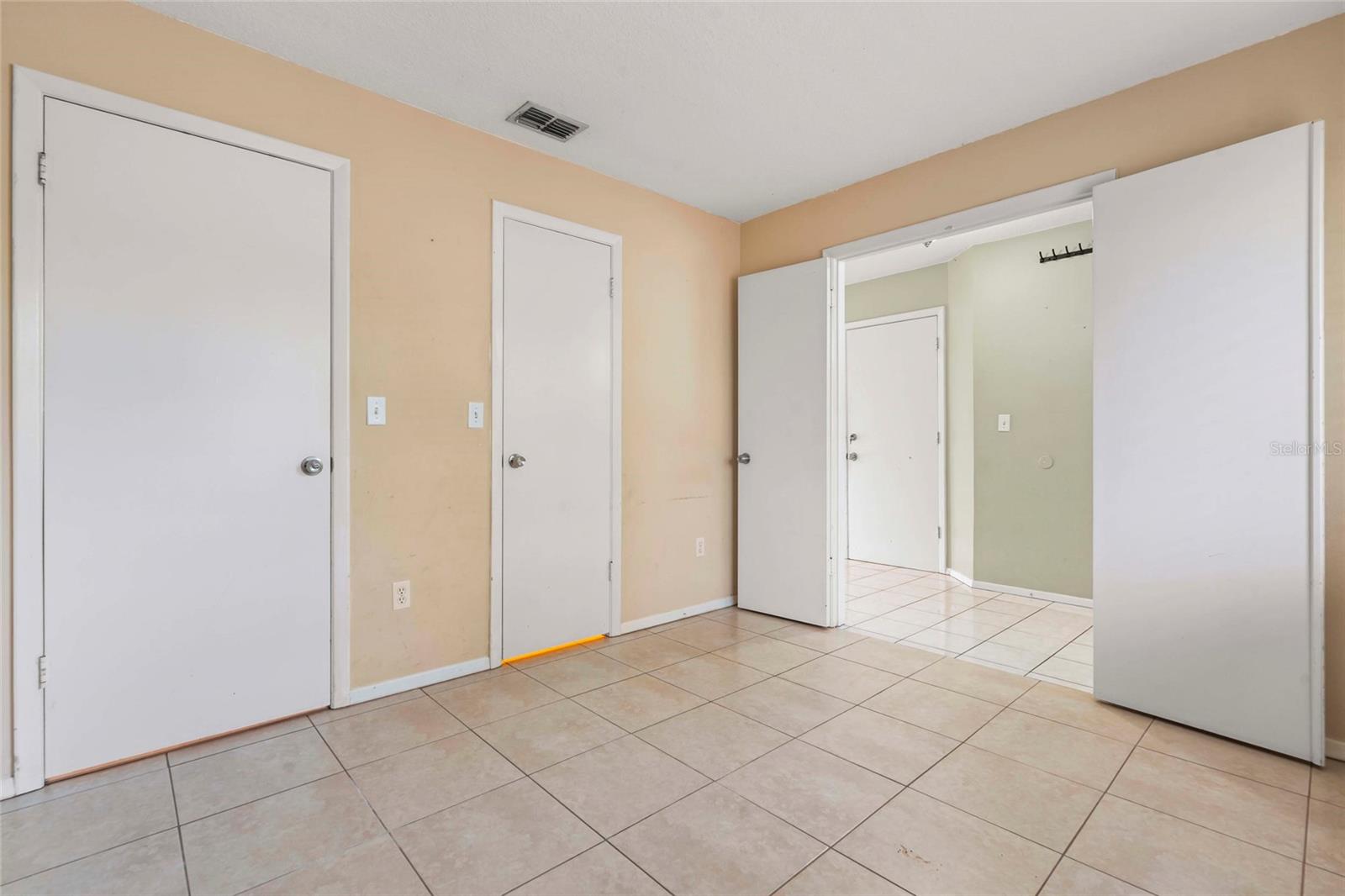 COUNTRY PLACE WEST UNIT II - Residential