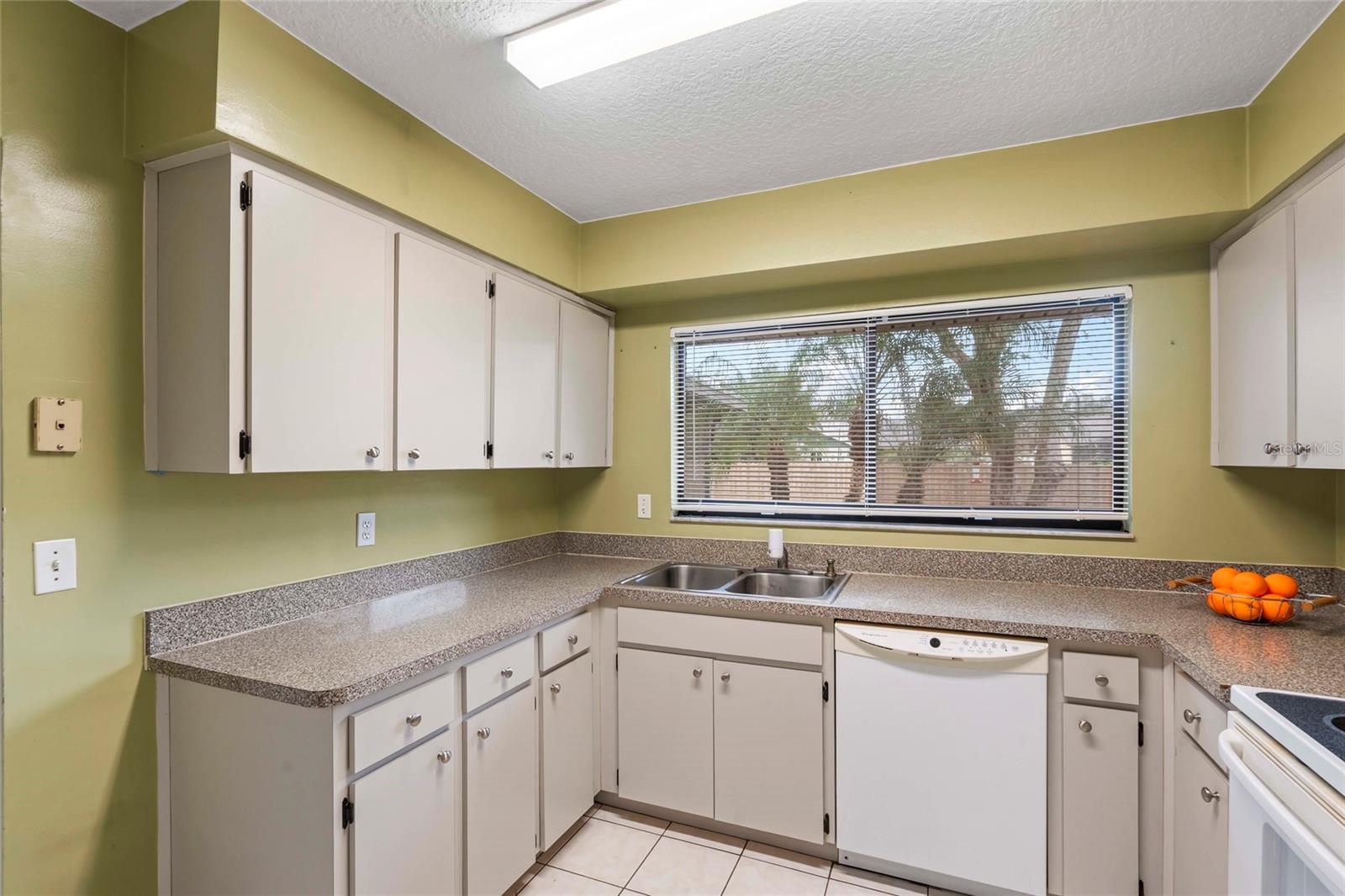 COUNTRY PLACE WEST UNIT II - Residential