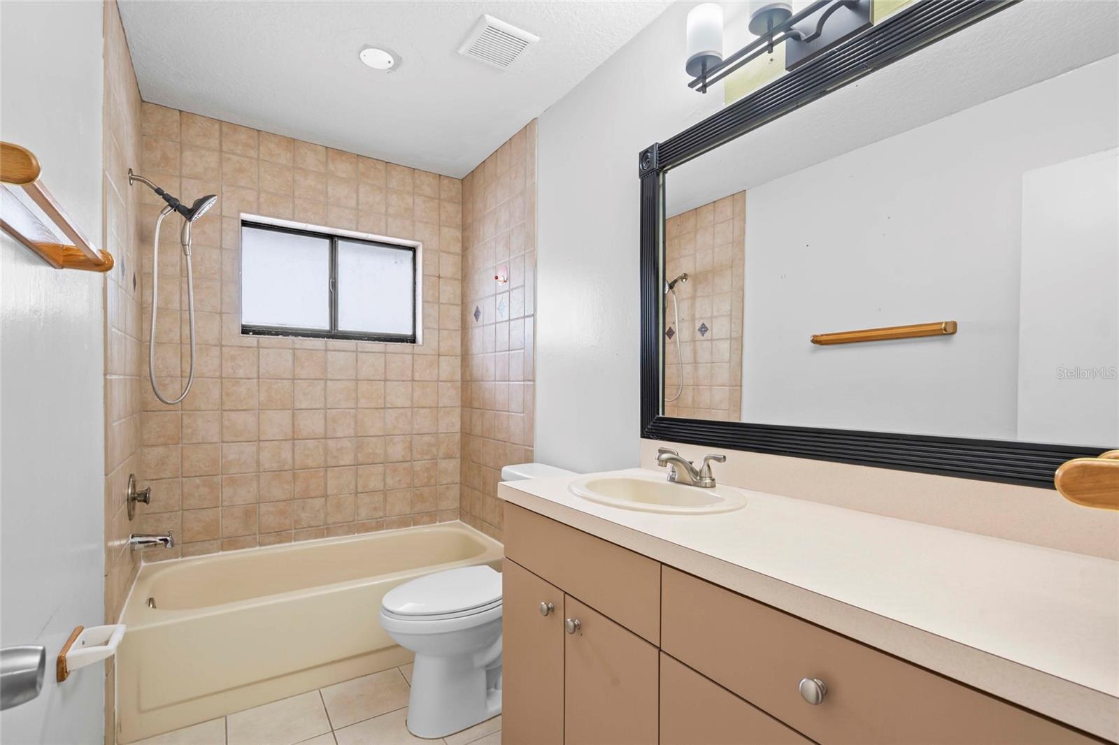 COUNTRY PLACE WEST UNIT II - Residential