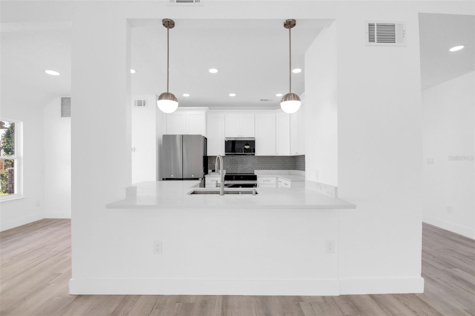 REMINGTON OAKS AT THE CROSSINGS - Residential
