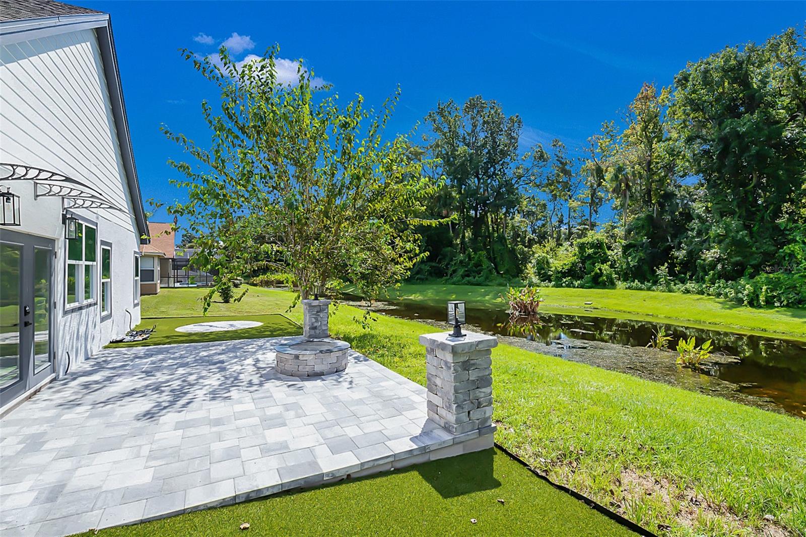 REMINGTON OAKS AT THE CROSSINGS - Residential