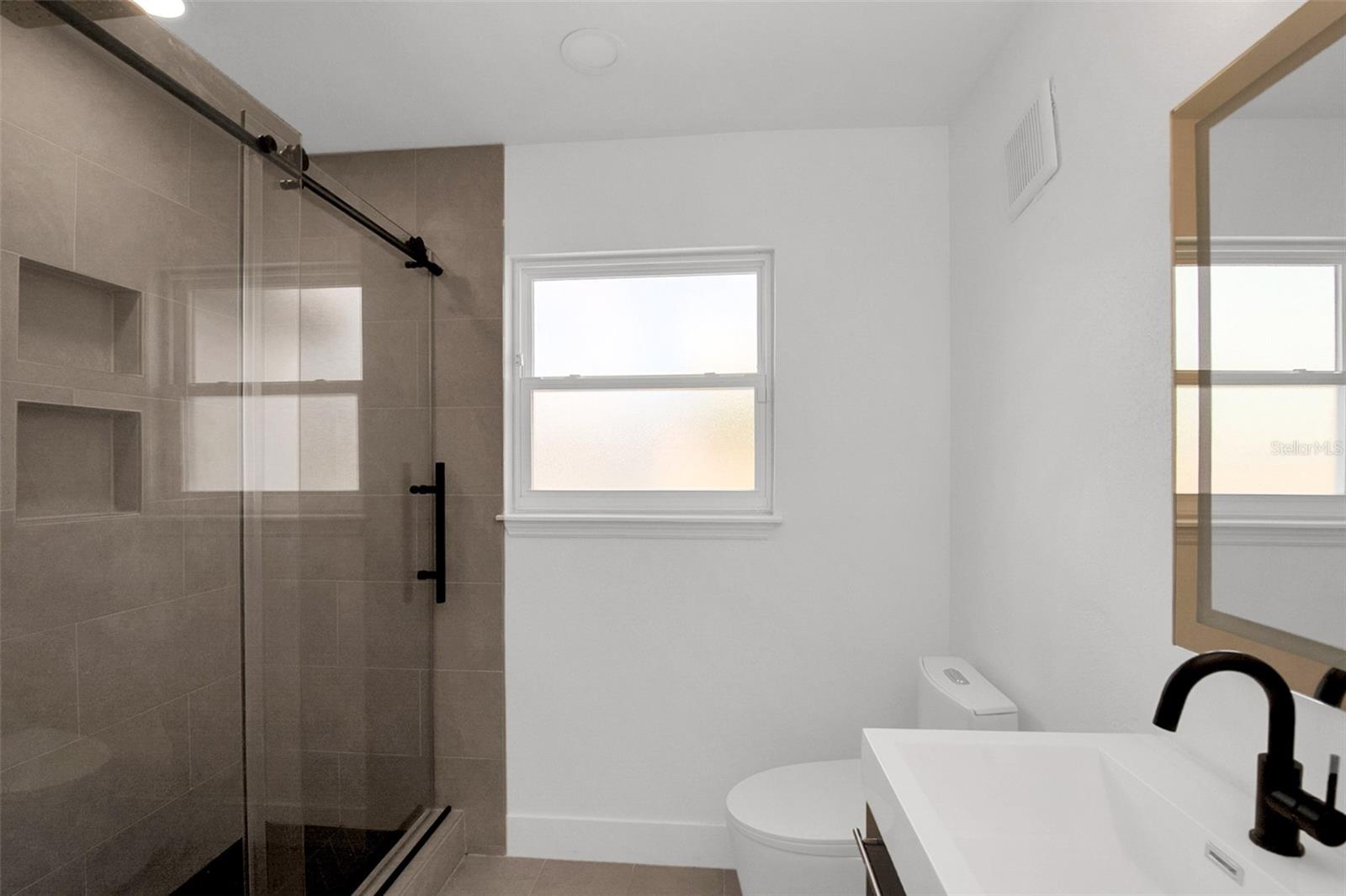 REMINGTON OAKS AT THE CROSSINGS - Residential
