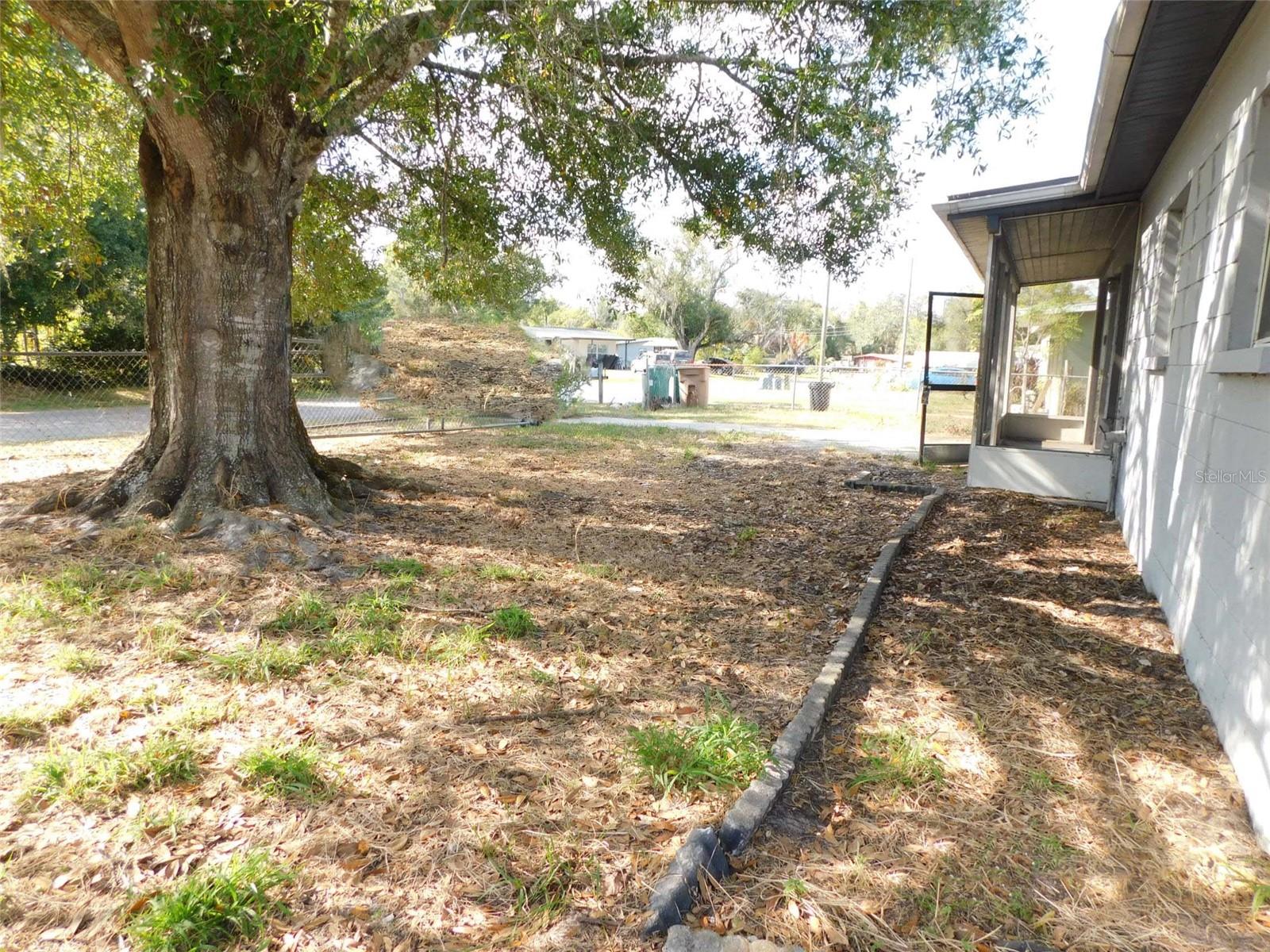 ROYAL HOWARD SUB - Residential