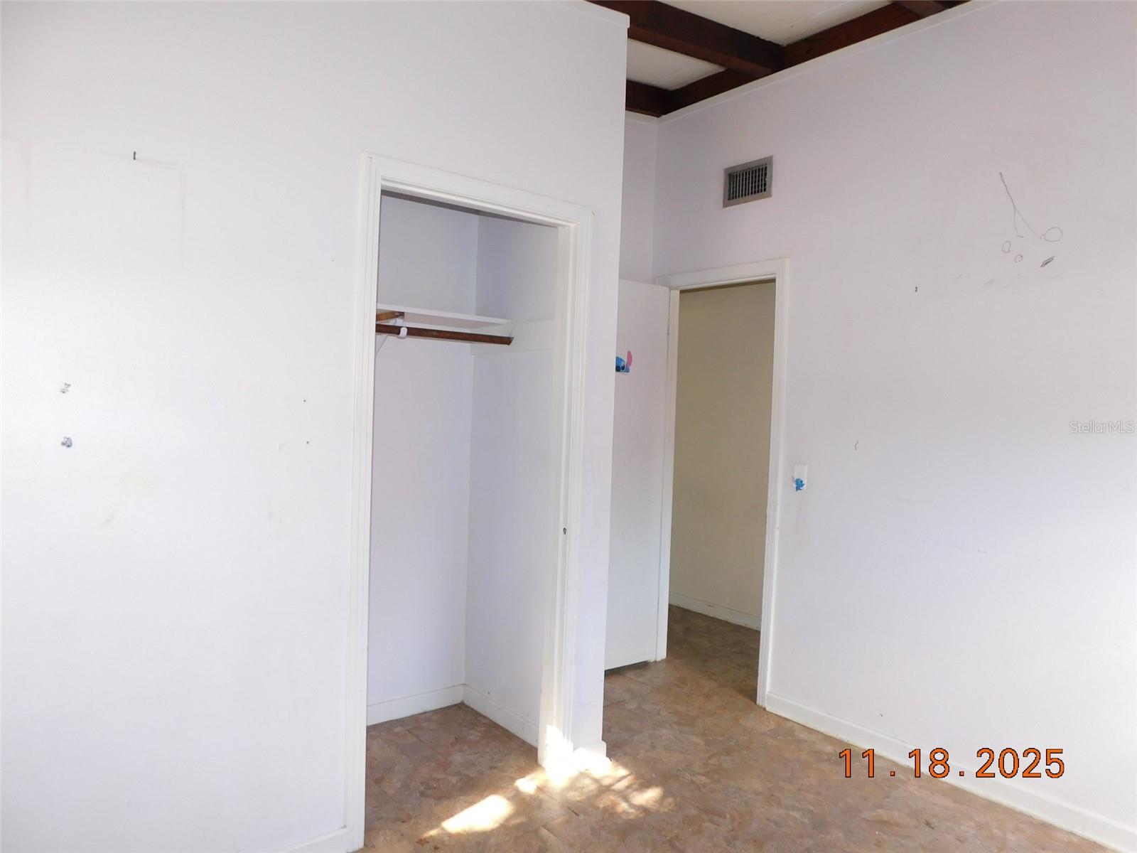 ROYAL HOWARD SUB - Residential