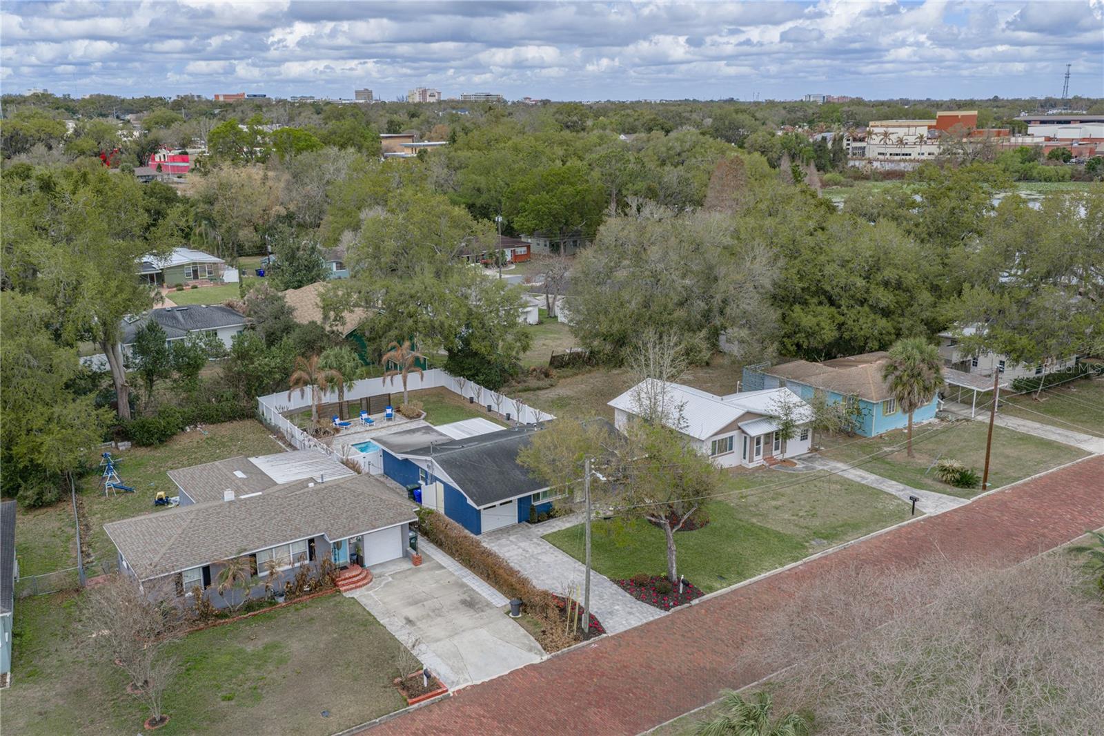 HOLLINGSWORTH TERRACE SUB - Residential