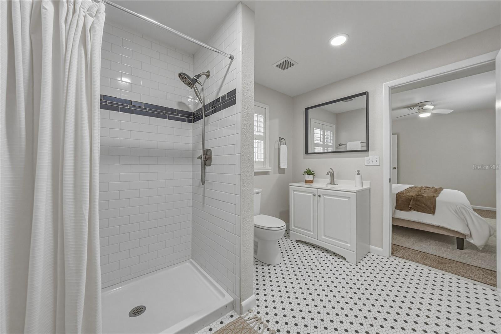 HOLLINGSWORTH TERRACE SUB - Residential