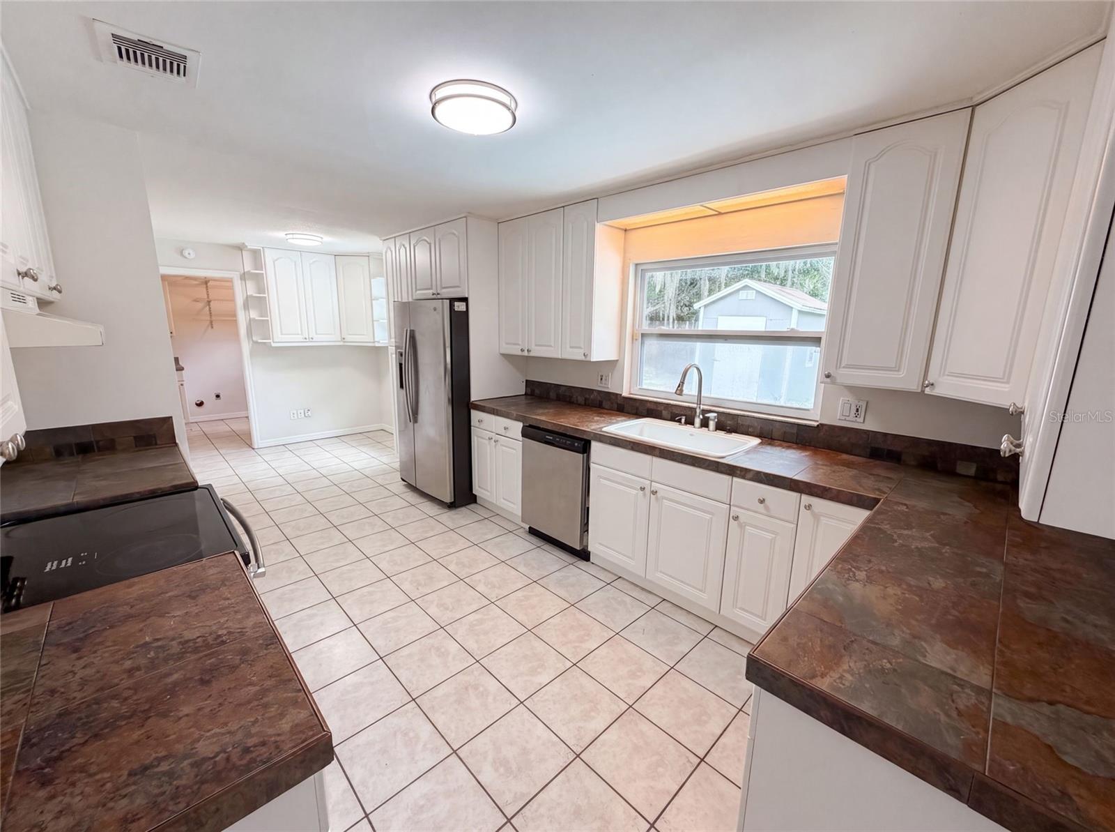 963 SEQUOIA DRIVE