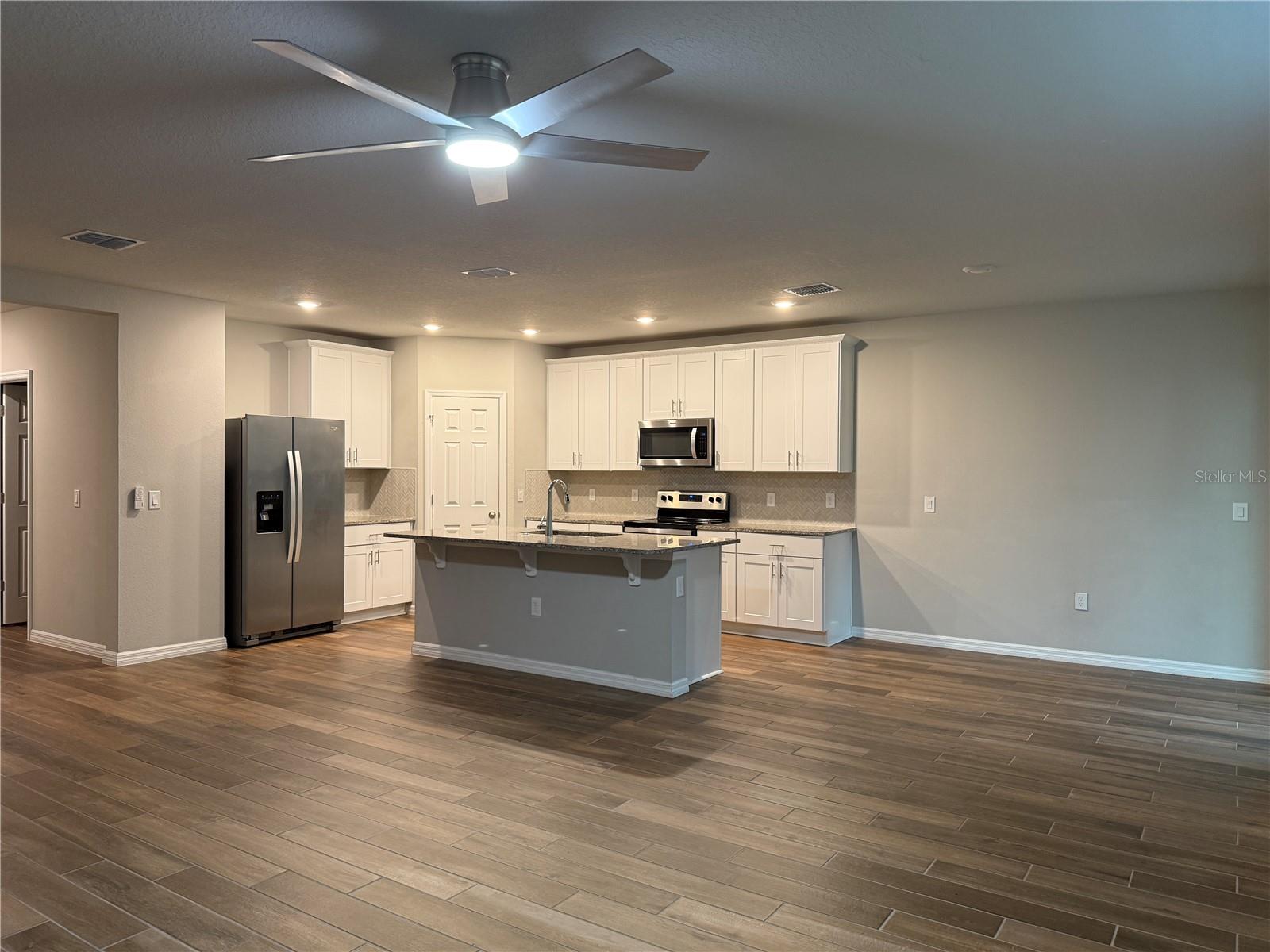 CAGAN CROSSINGS - Residential Lease