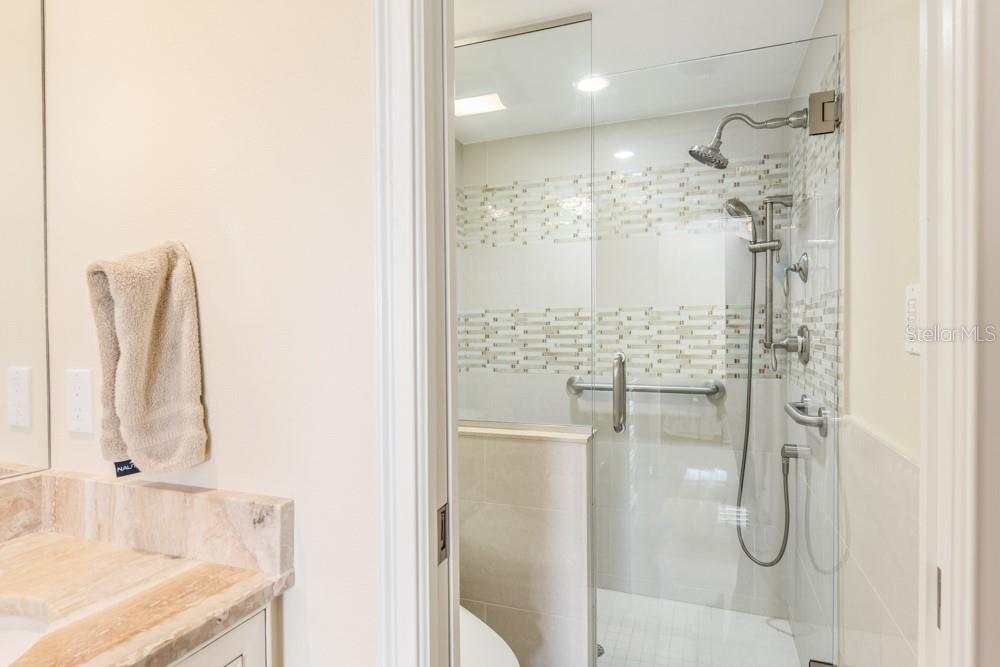 GULF & BAY CLUB PH 3 - Residential Lease