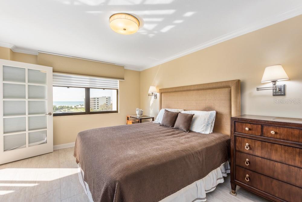 GULF & BAY CLUB PH 3 - Residential Lease