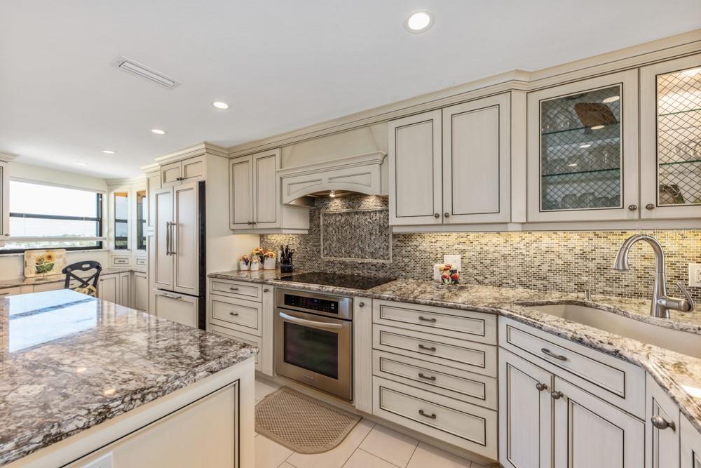 GULF & BAY CLUB PH 3 - Residential Lease