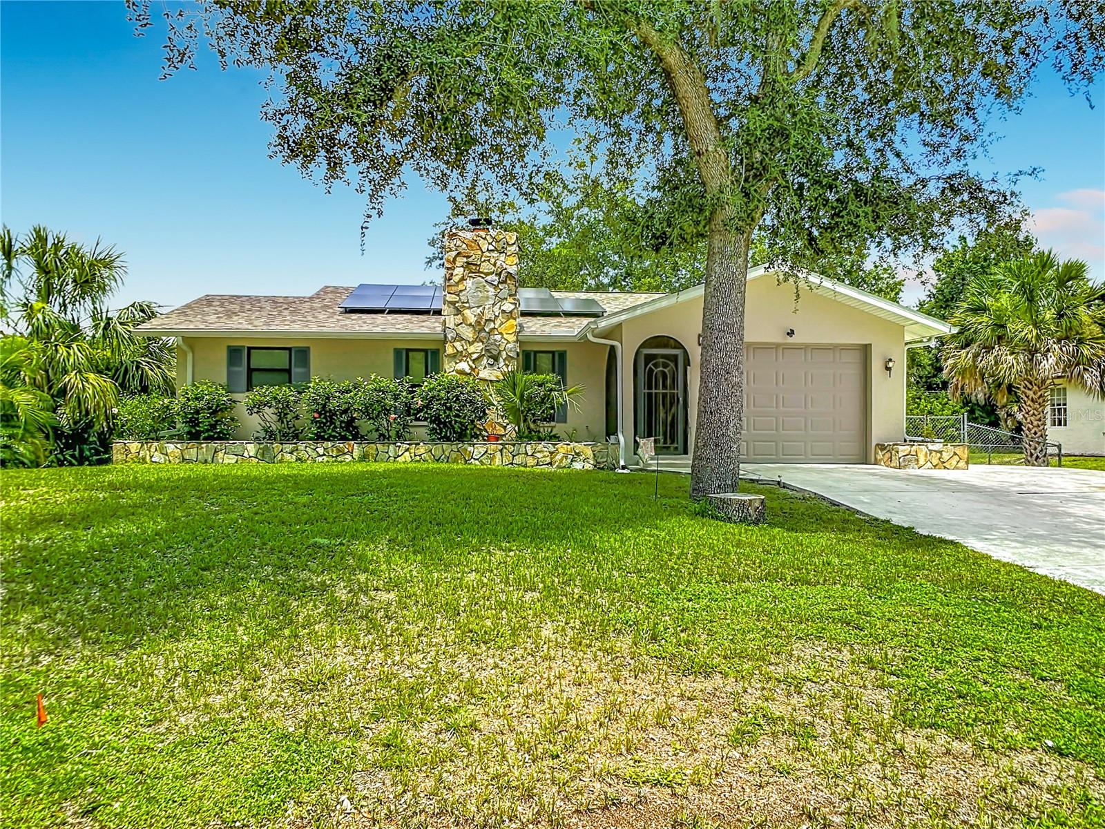 924 PHYLLIS TERRACE