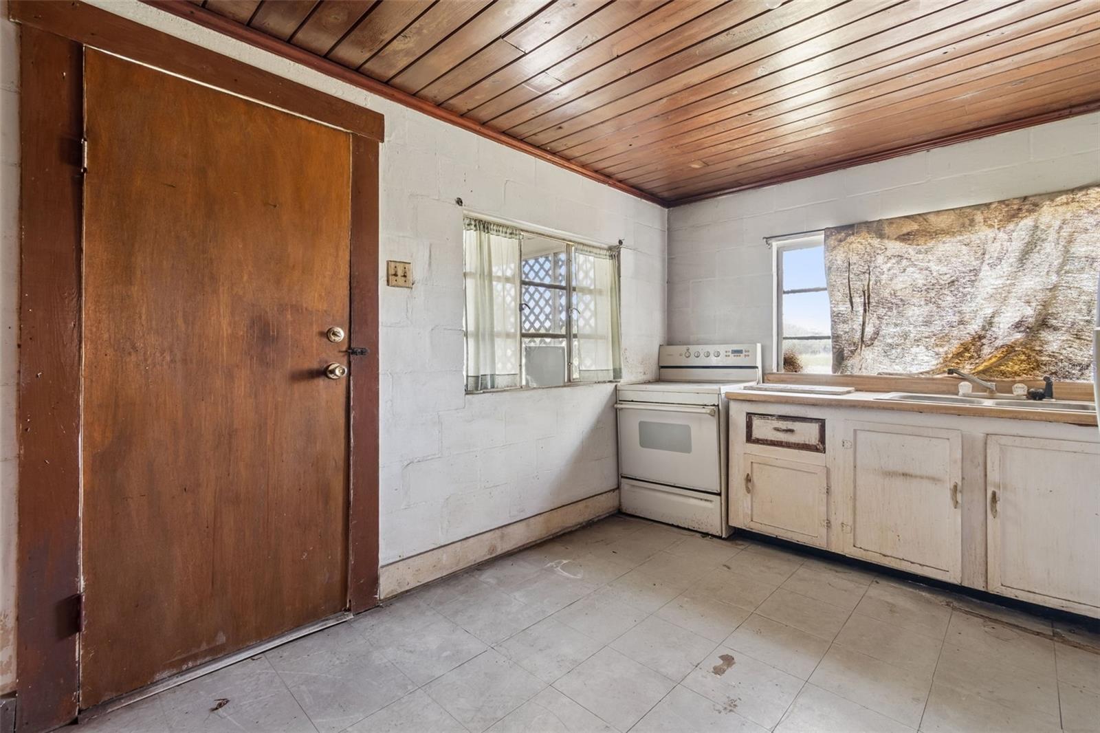 UNPLATTED - Residential