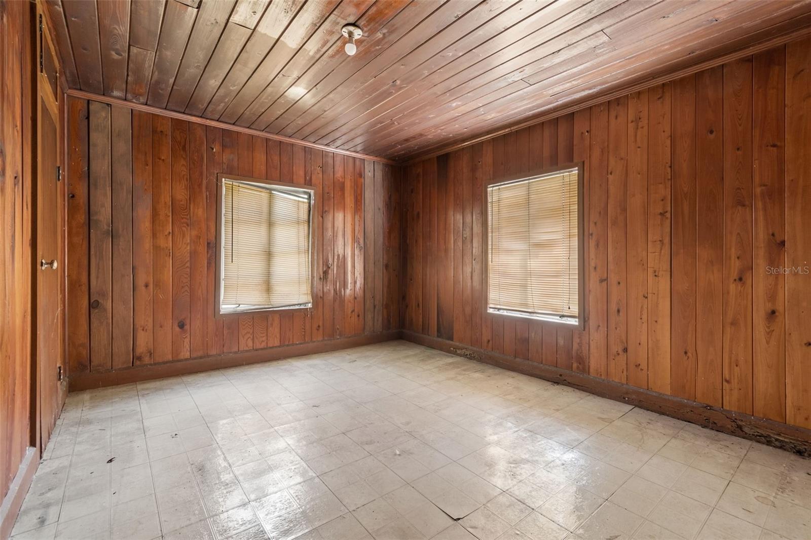 UNPLATTED - Residential
