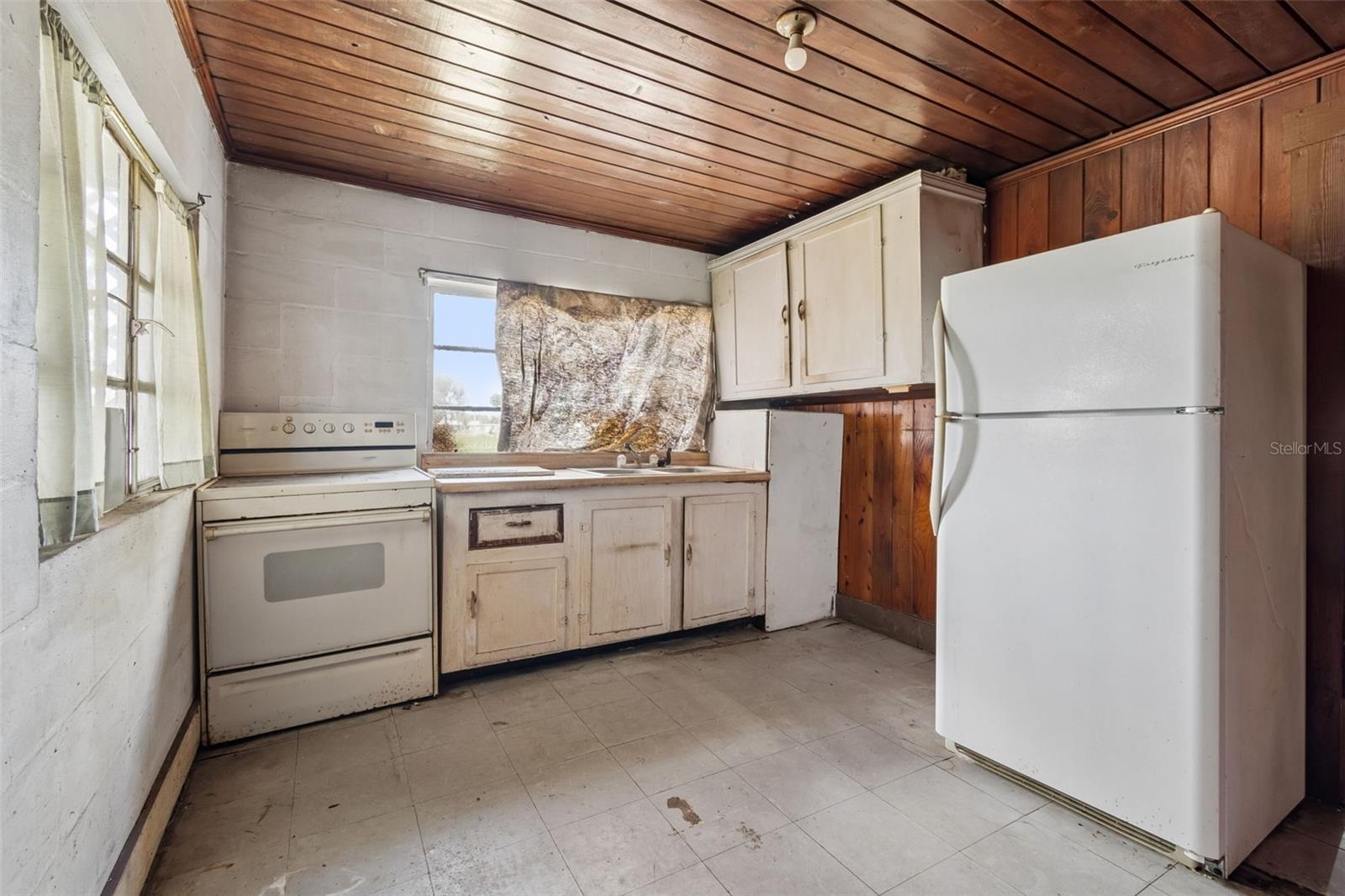 UNPLATTED - Residential