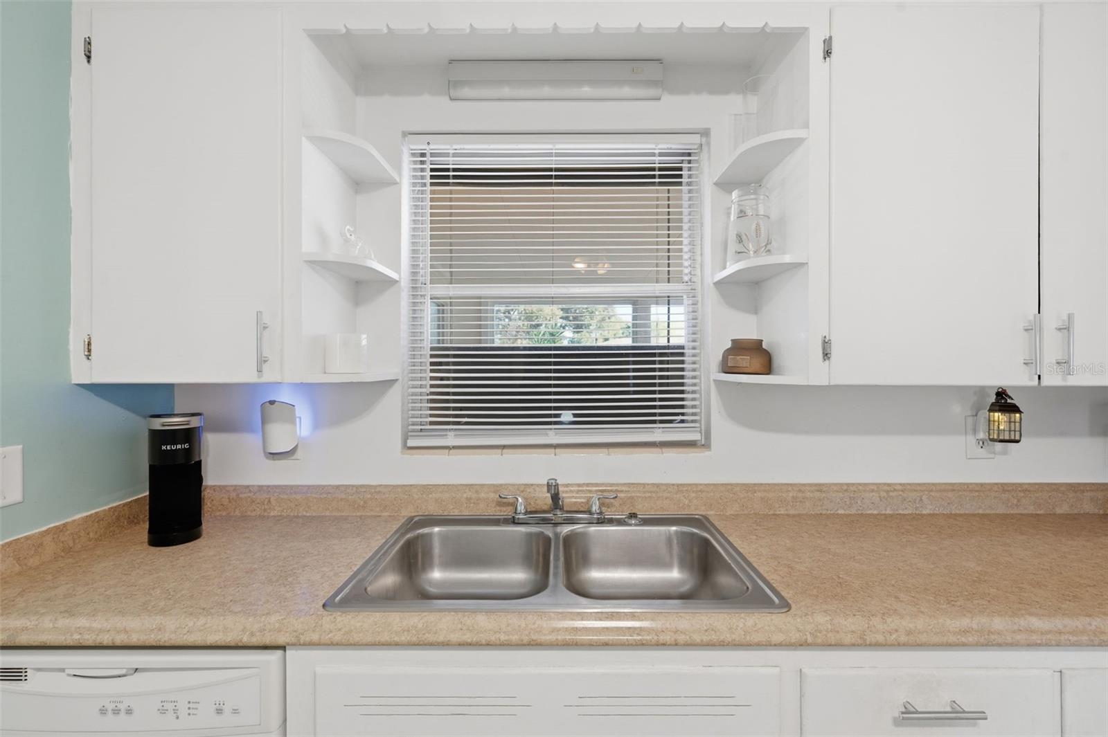 BELLEAIR ESTATES - Residential