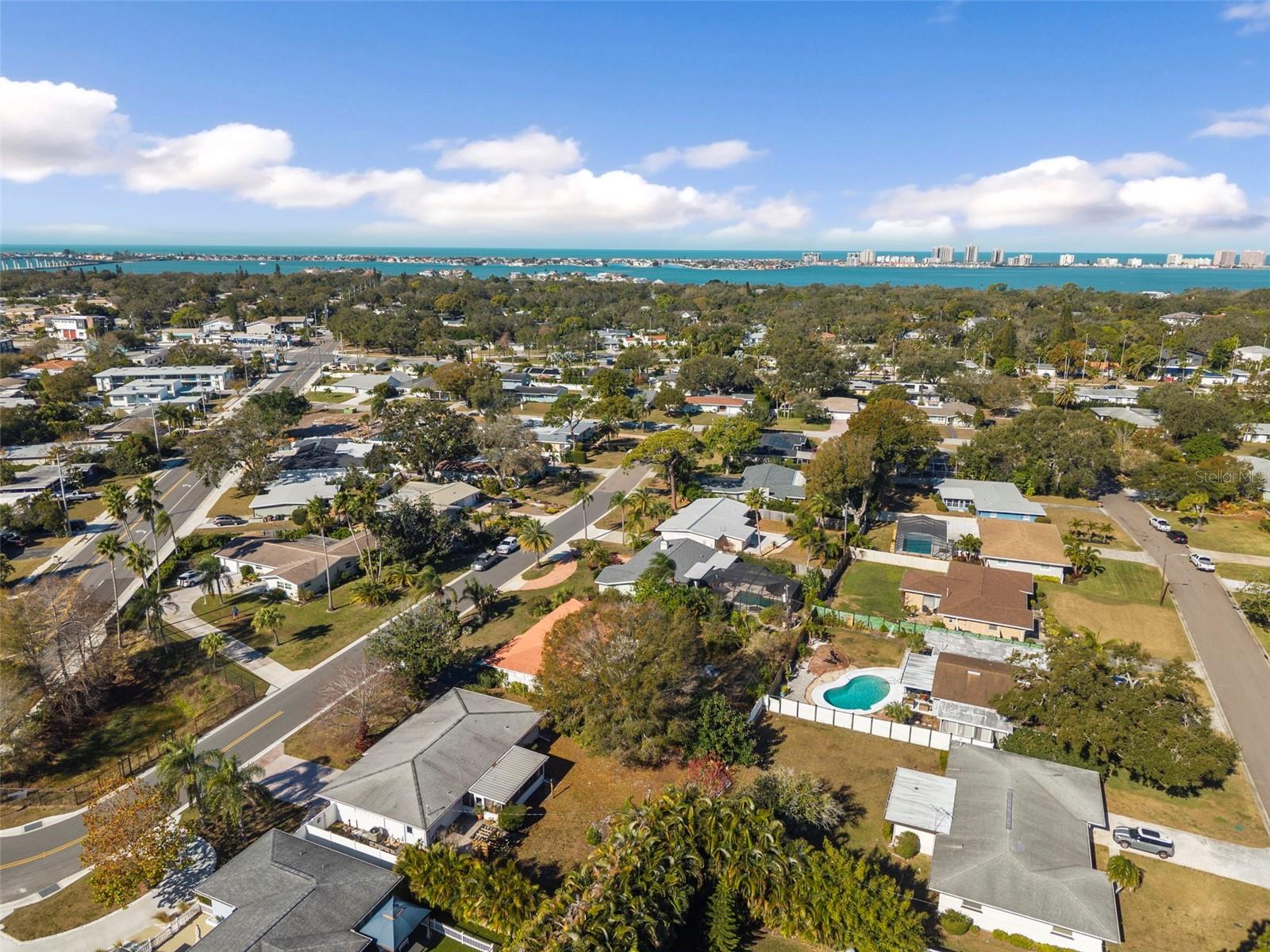 BELLEAIR ESTATES - Residential