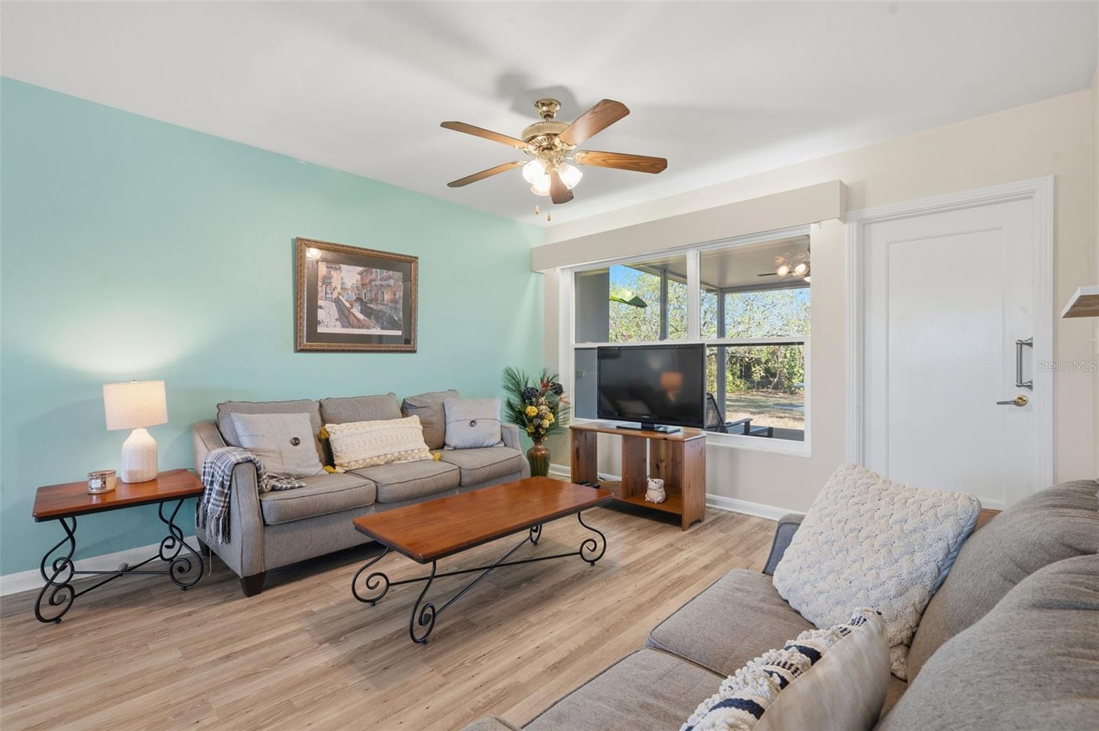 BELLEAIR ESTATES - Residential