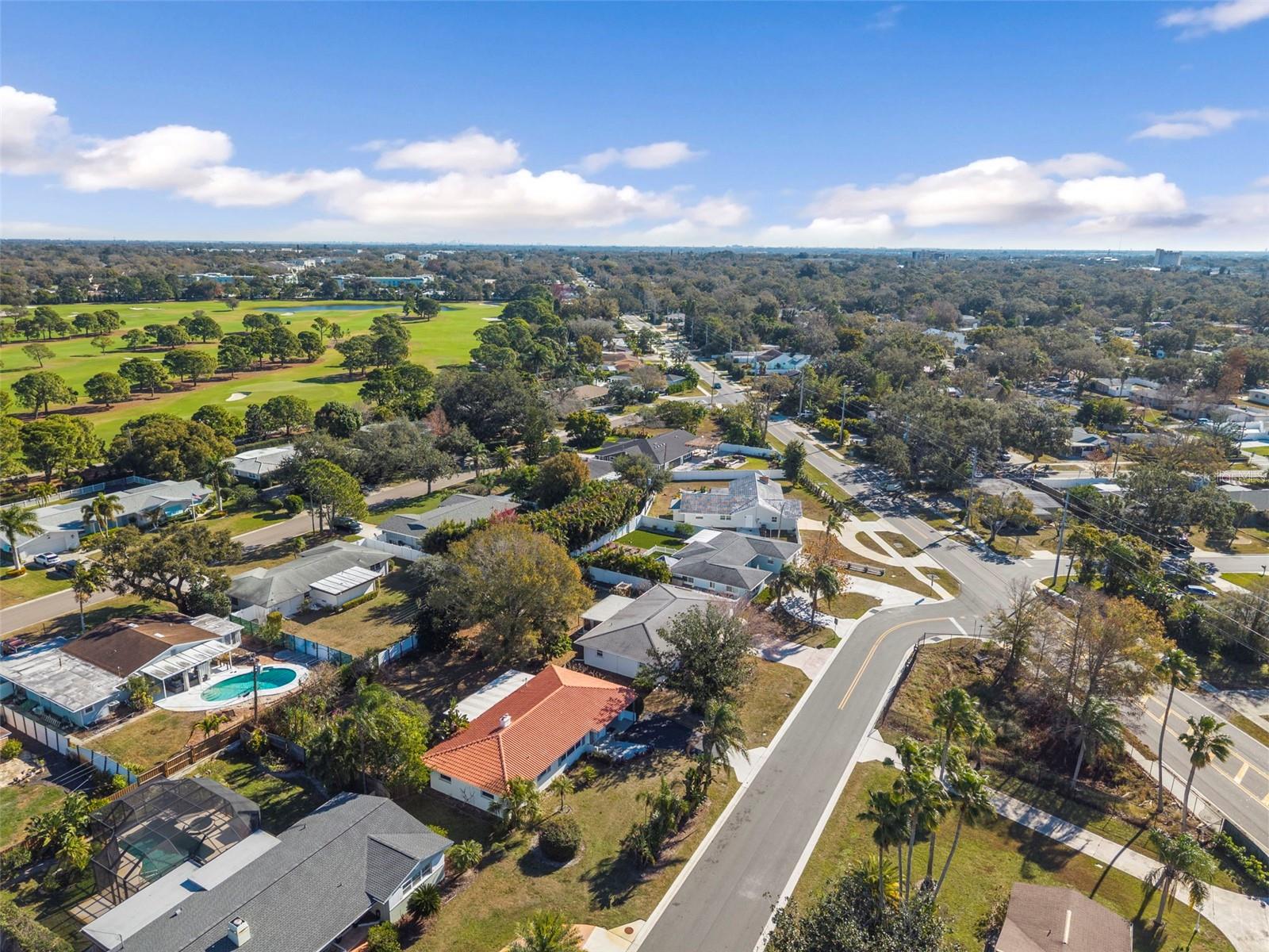 BELLEAIR ESTATES - Residential