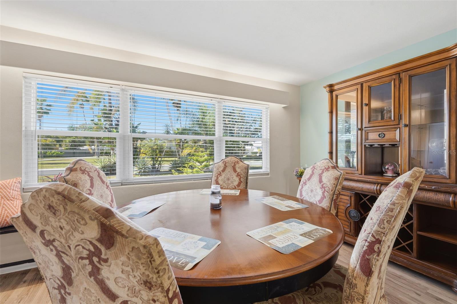 BELLEAIR ESTATES - Residential