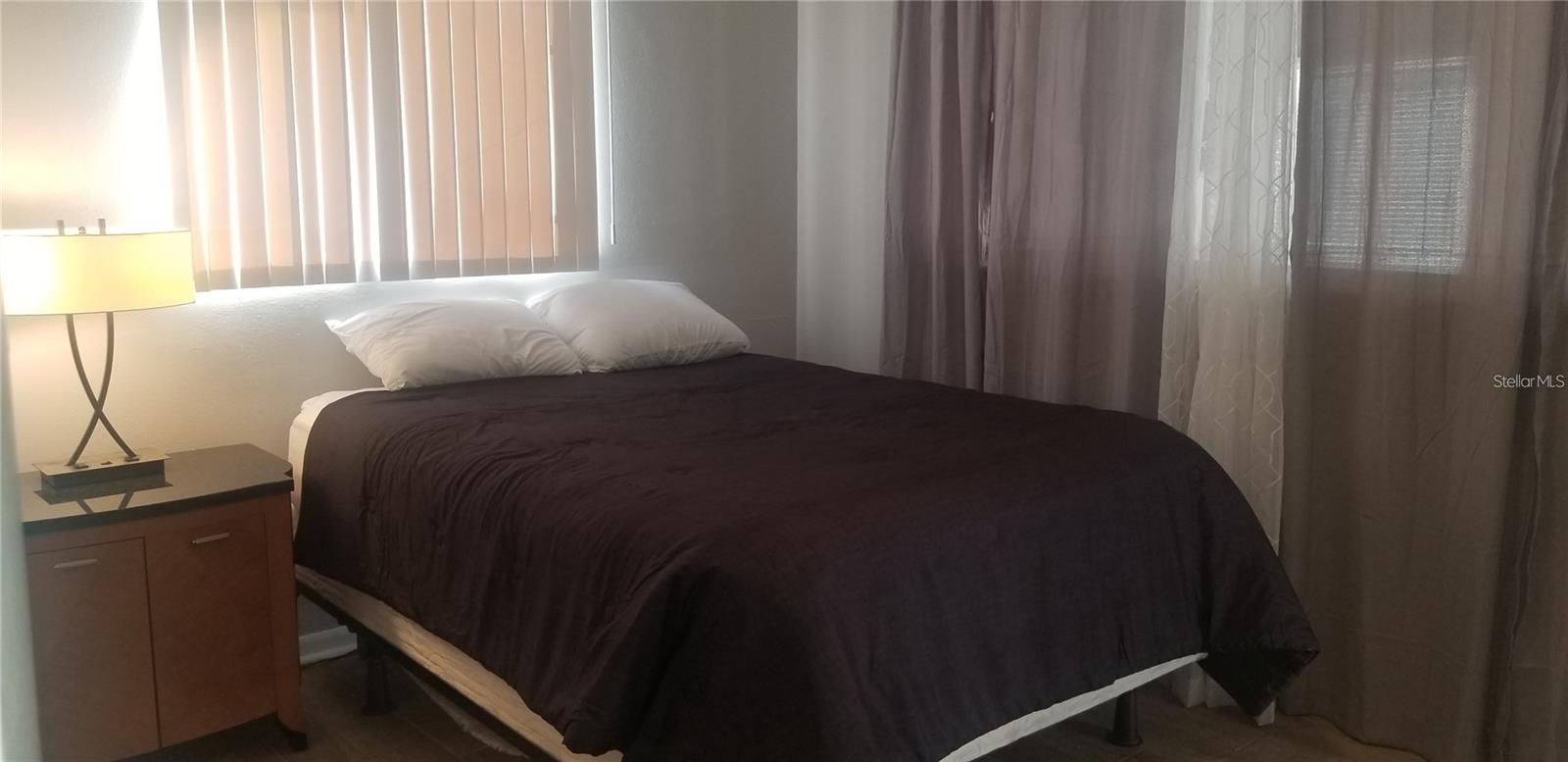 DREW GARDEN APTS - Residential