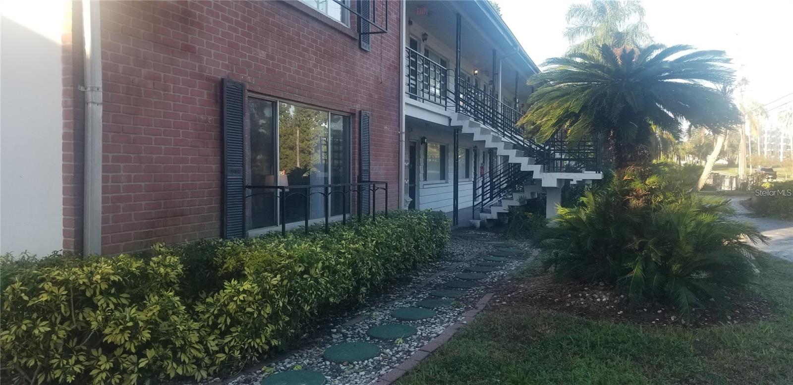 DREW GARDEN APTS - Residential