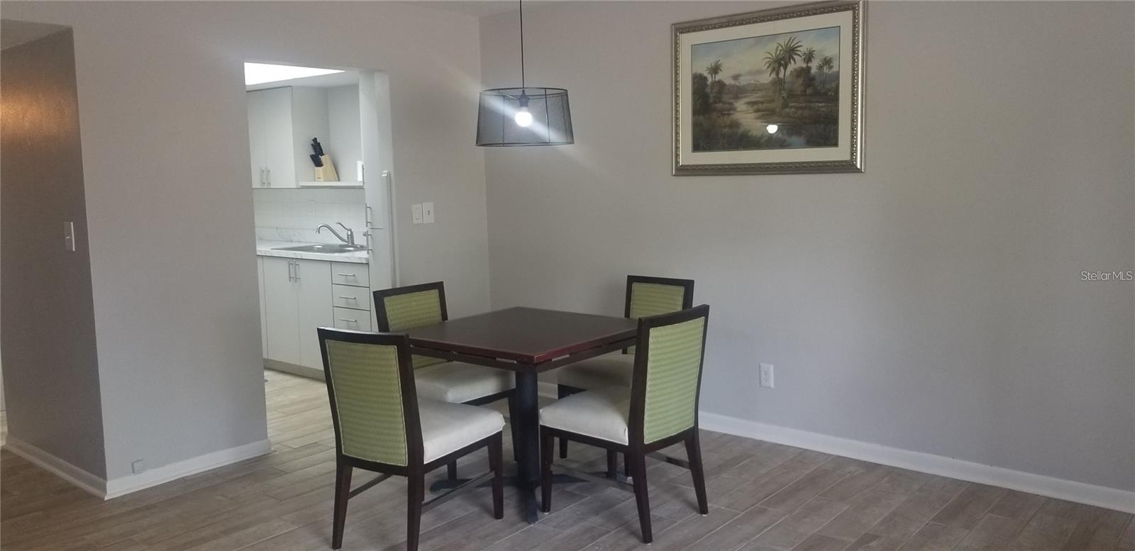 DREW GARDEN APTS - Residential