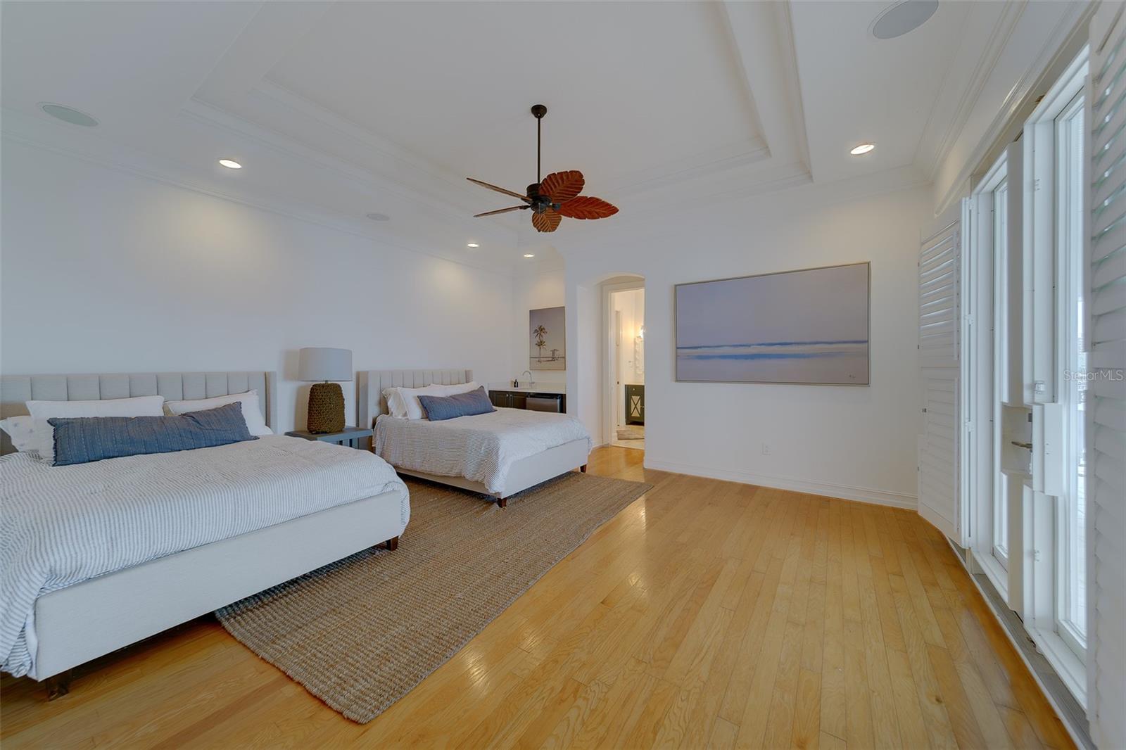 ISLAND ESTATES OF CLEARWATER - Residential