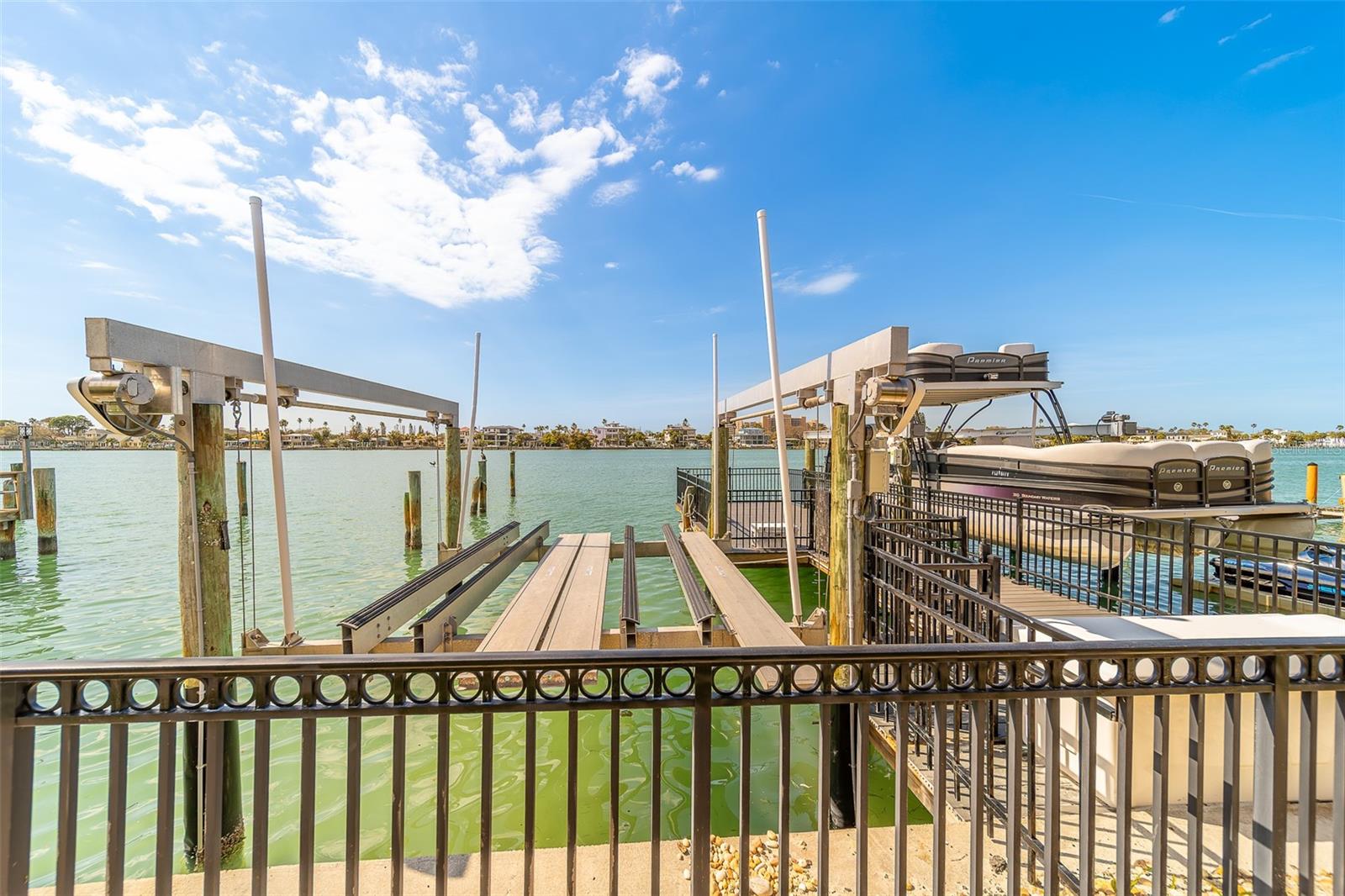 ISLAND ESTATES OF CLEARWATER - Residential