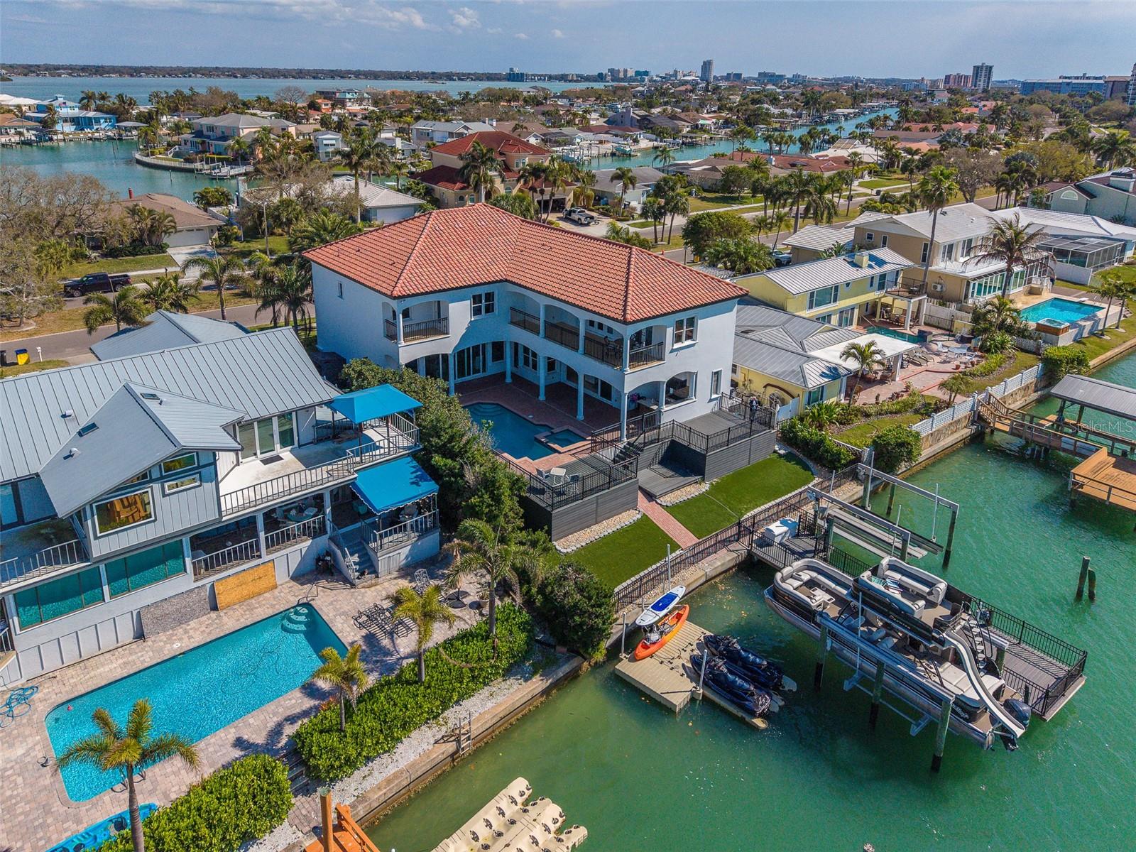 ISLAND ESTATES OF CLEARWATER - Residential