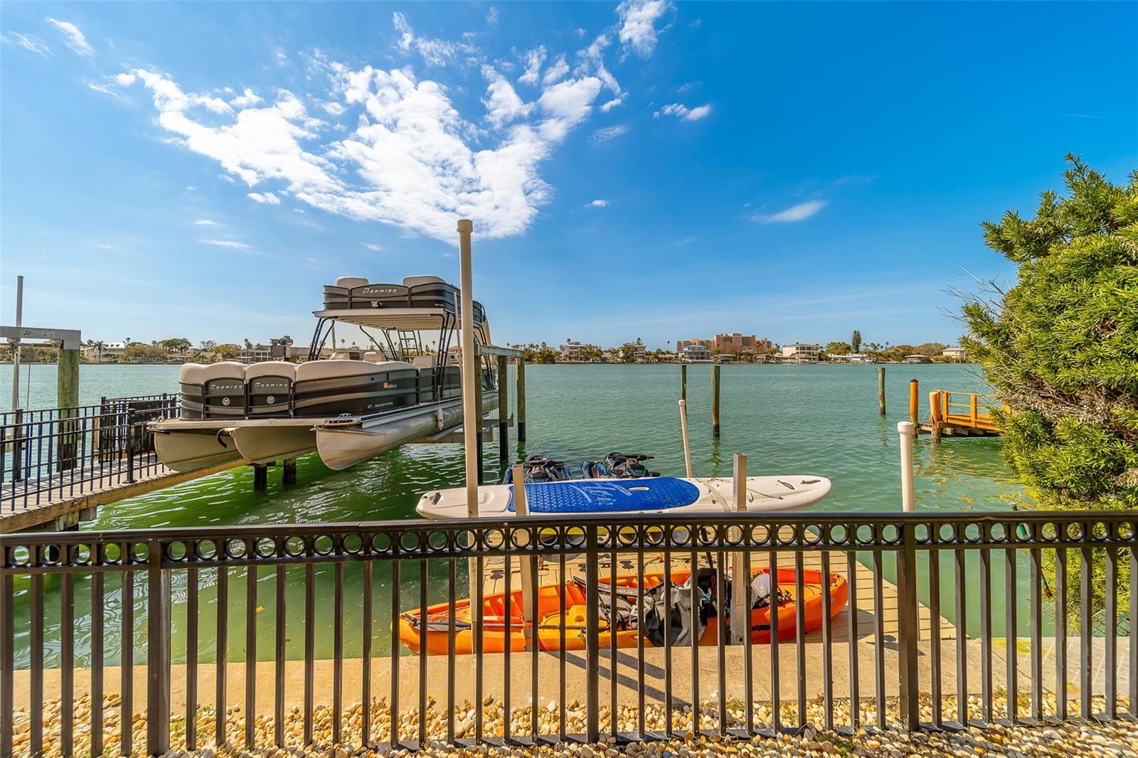 ISLAND ESTATES OF CLEARWATER - Residential